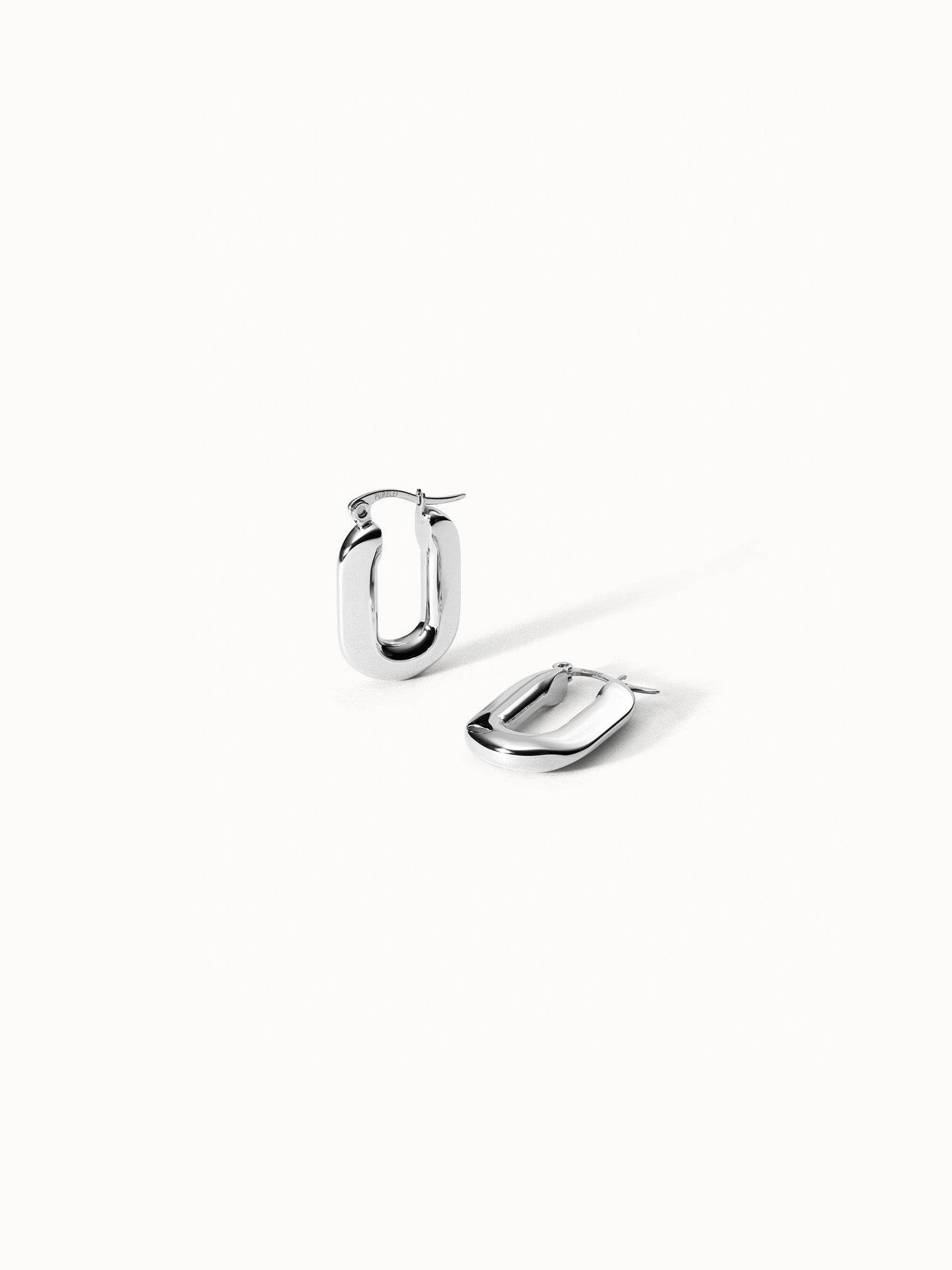 purelei-linen-ohrringe-oval-22-5-mm-edelstahl image 5