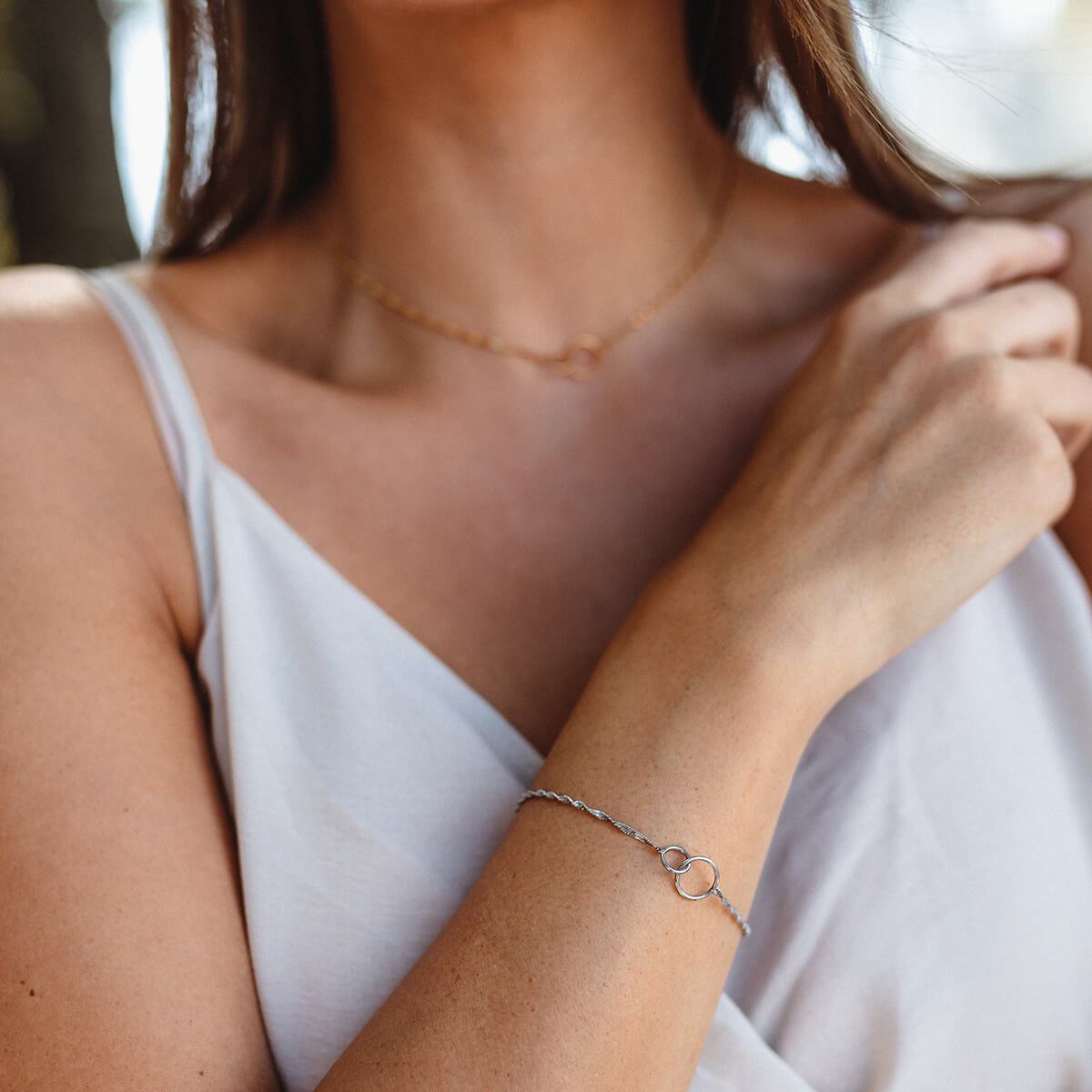 purelei-kekahi-armband-armband-mit-zwei-ringen-verstellbar-15-18-19-5-cm image 3