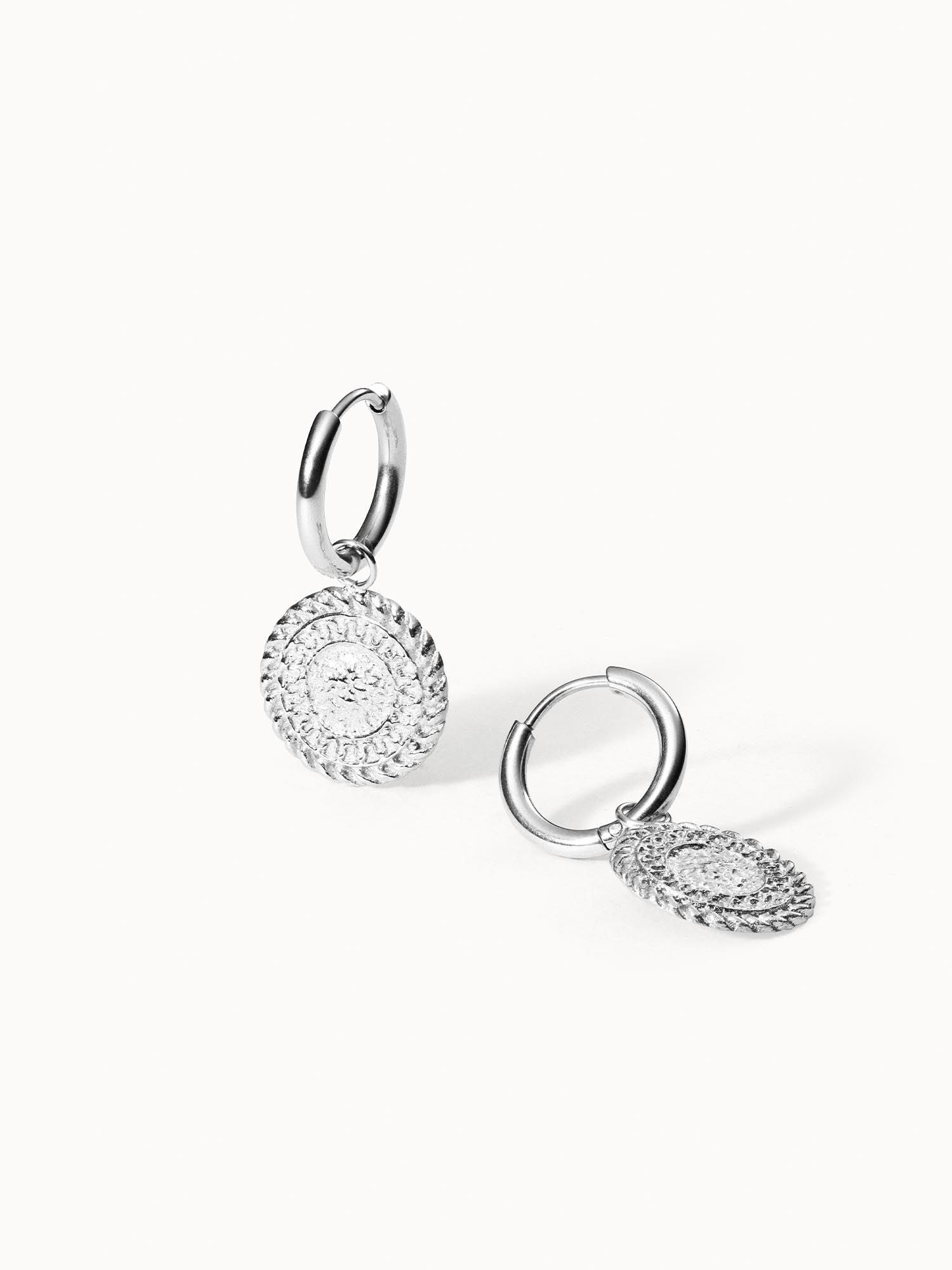purelei-waina-creole-charm-creolen-14-mm-mit-anh-nger image 7