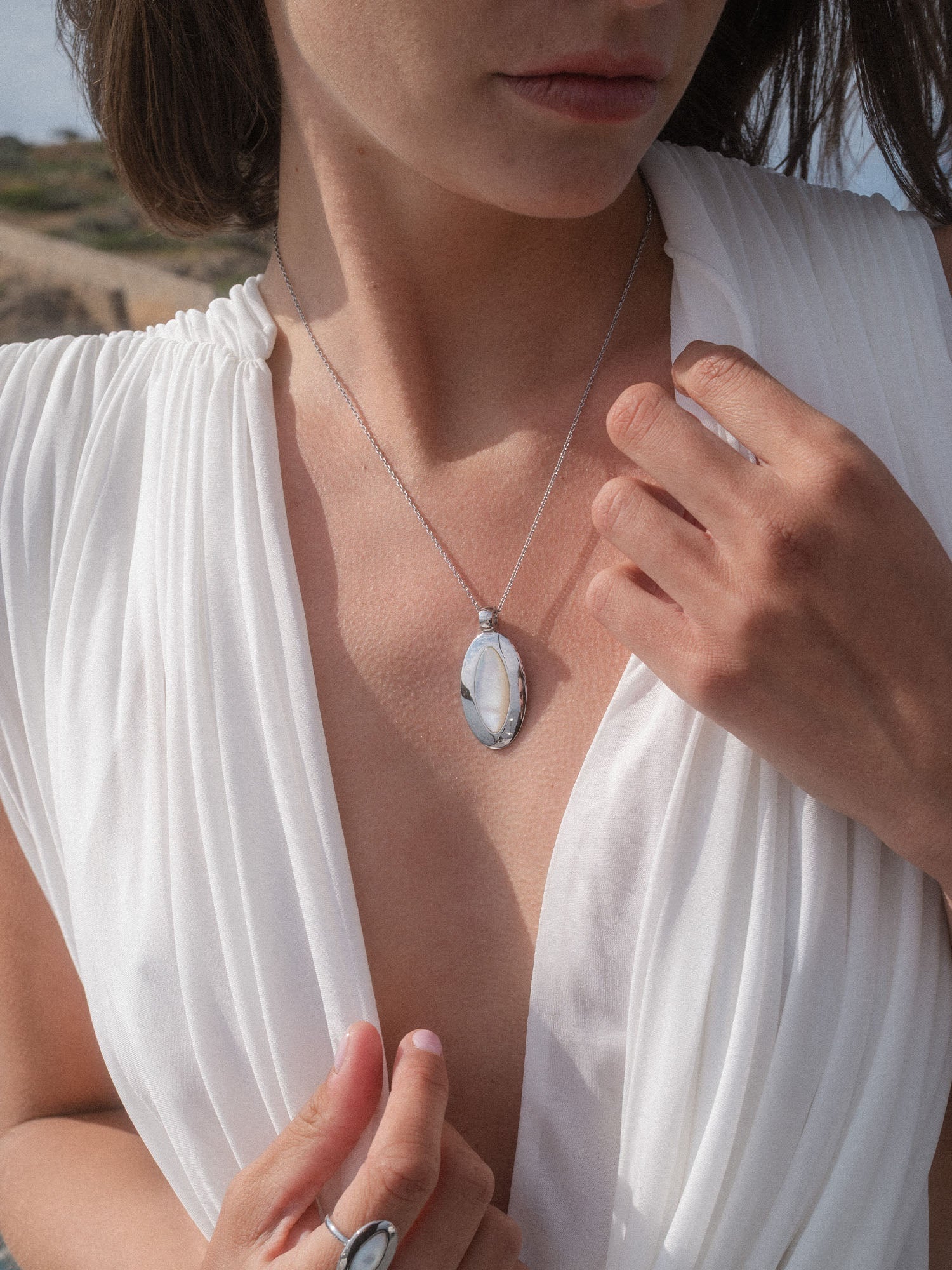 purelei-island-elegance-kette-klassische-halskette-mit-perlmutt-anh-nger-45-50-c image 7