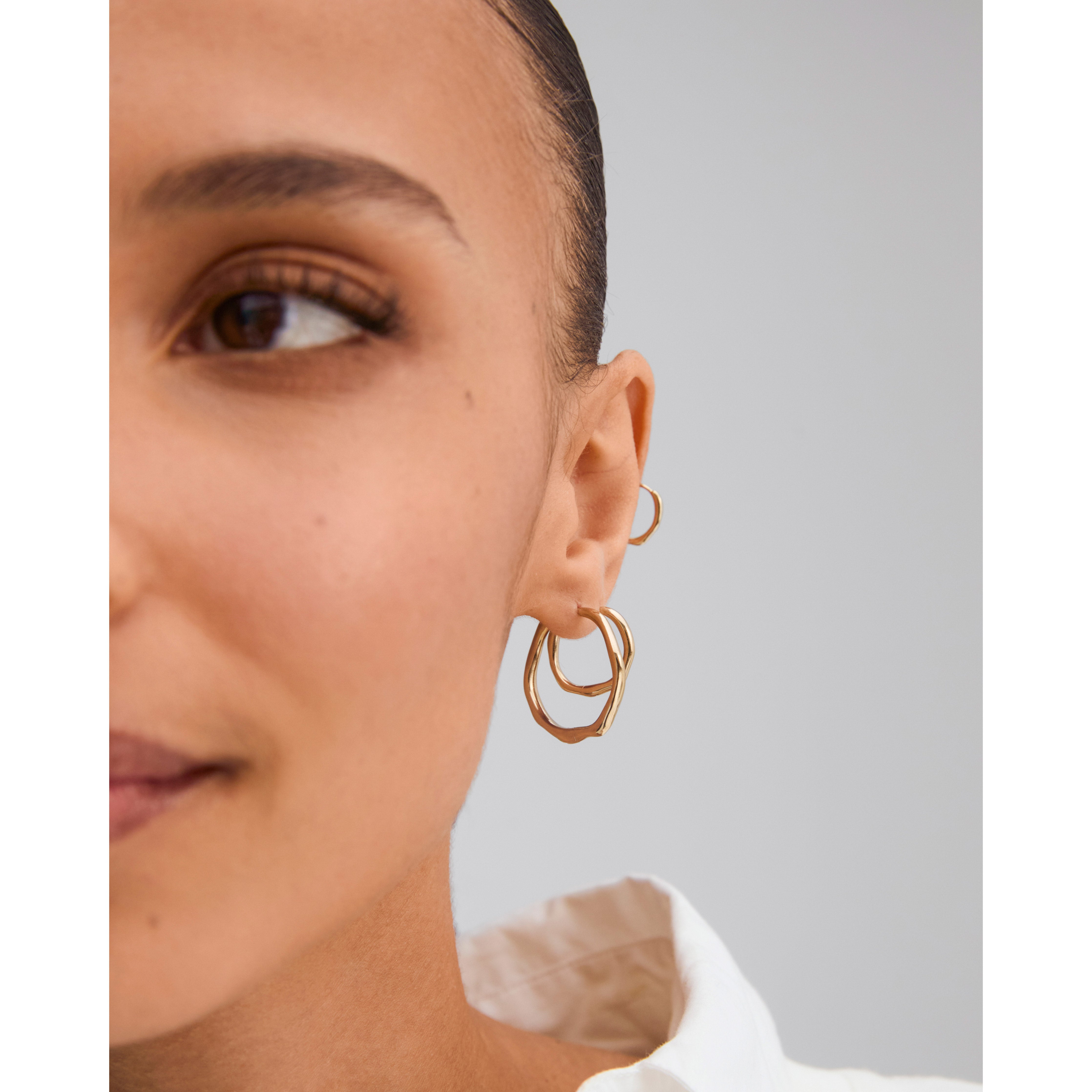 pilgrim-x-dea-pave-hoop-02-single-creole-18k-goldplattiert-16-5-mm image 5