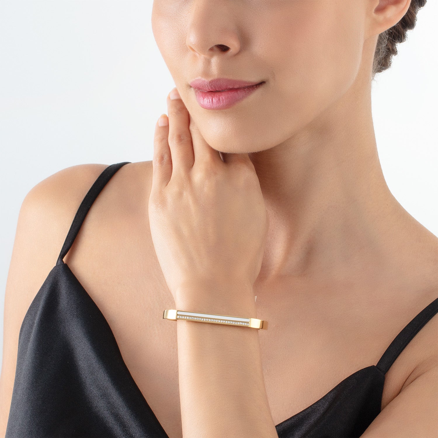 coeur-de-lion-armreif-cuff-square-stripes-gold-wei-brilliant-square image 4