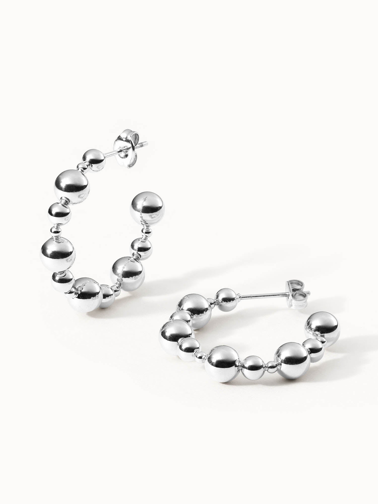 purelei-terra-ohrringe-offene-hoops-30-mm-kugeln image 4