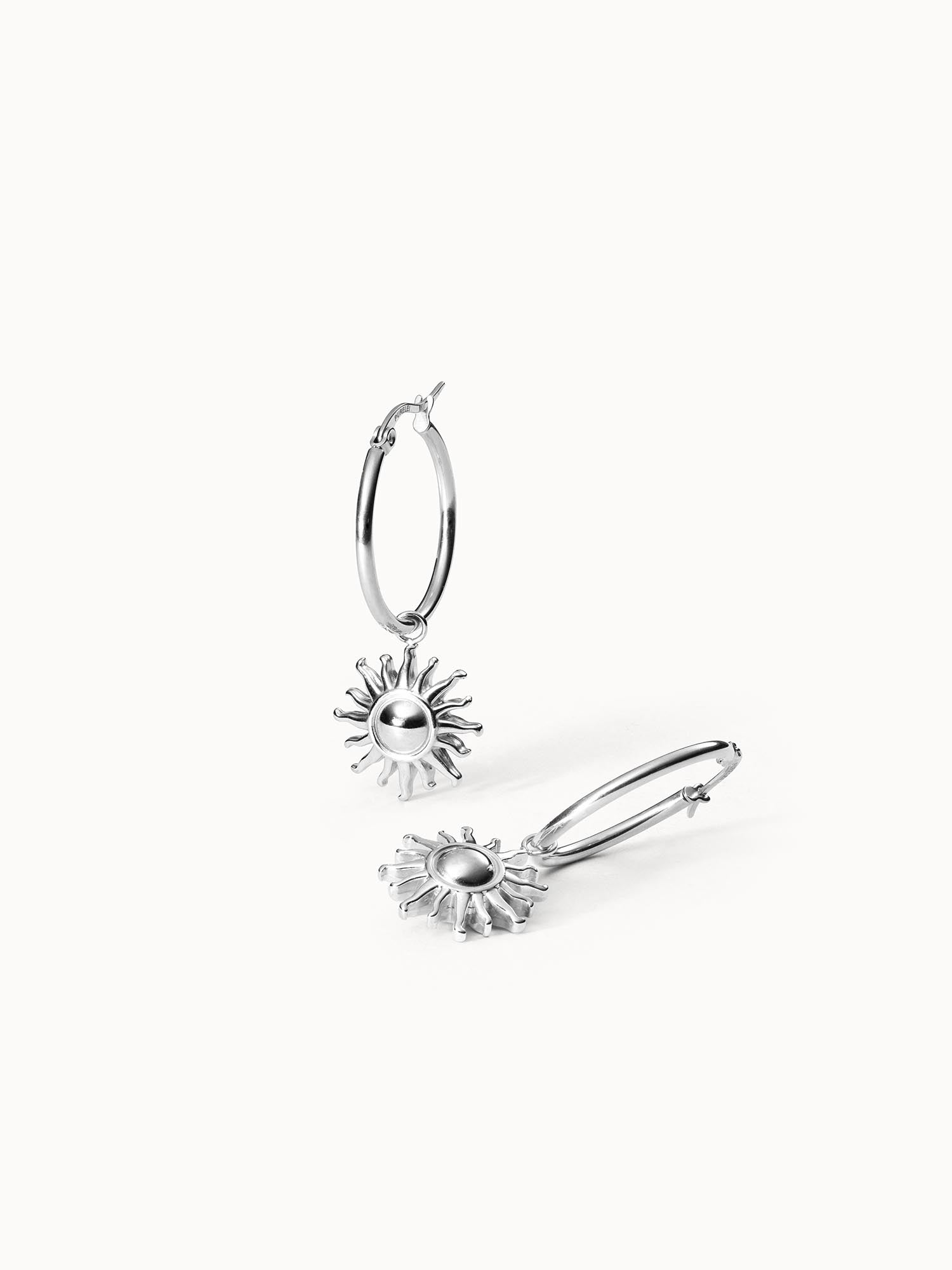 purelei-sun-creole-charm-ohrringe-creolen-mit-sonnen-anh-nger image 3