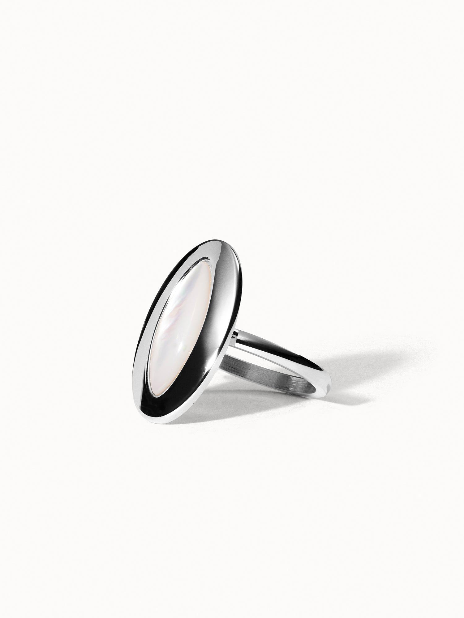 purelei-island-elegance-ring-mit-perlmutt-inlay-oval image 5