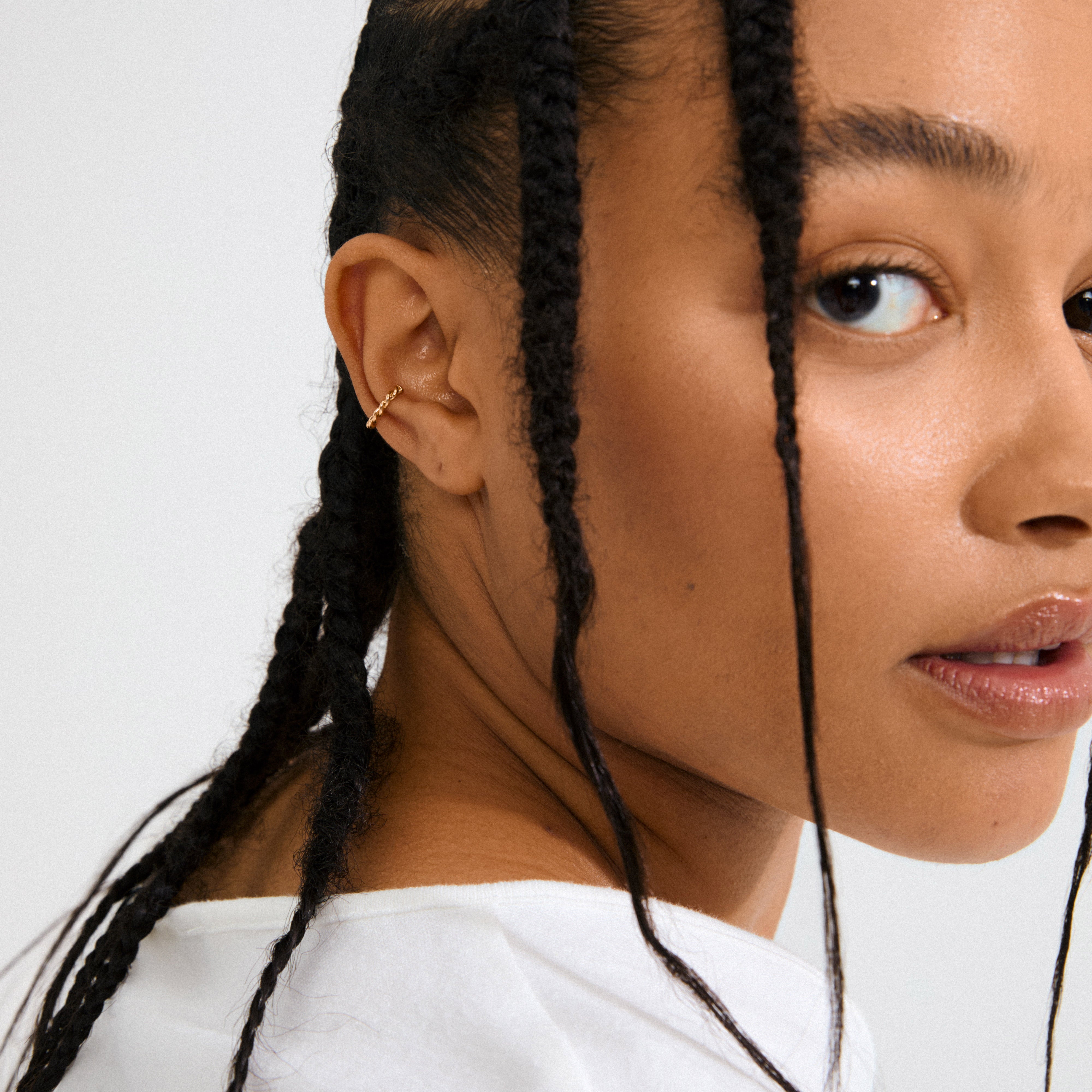 pilgrim-yael-ear-cuff-gedreht-vergoldet-ohne-piercing image 2