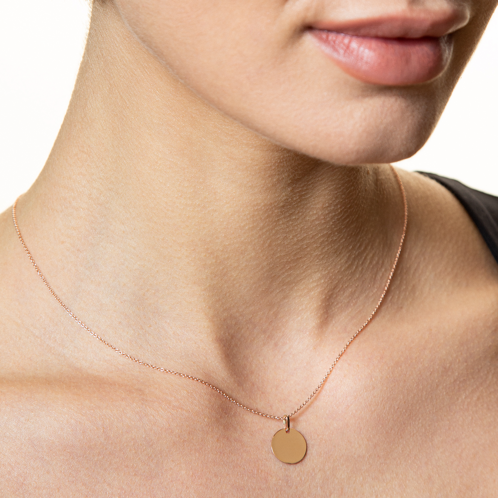 xenox-fine-basic-halskette-585-wei-gold-layering-kette image 3