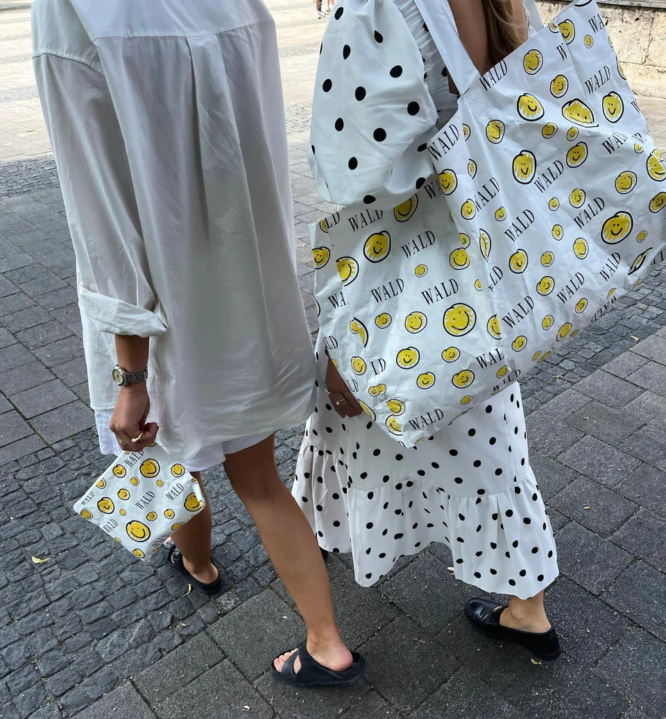 wald-berlin-smilie-dude-shopper-tasche-tyvek image 1