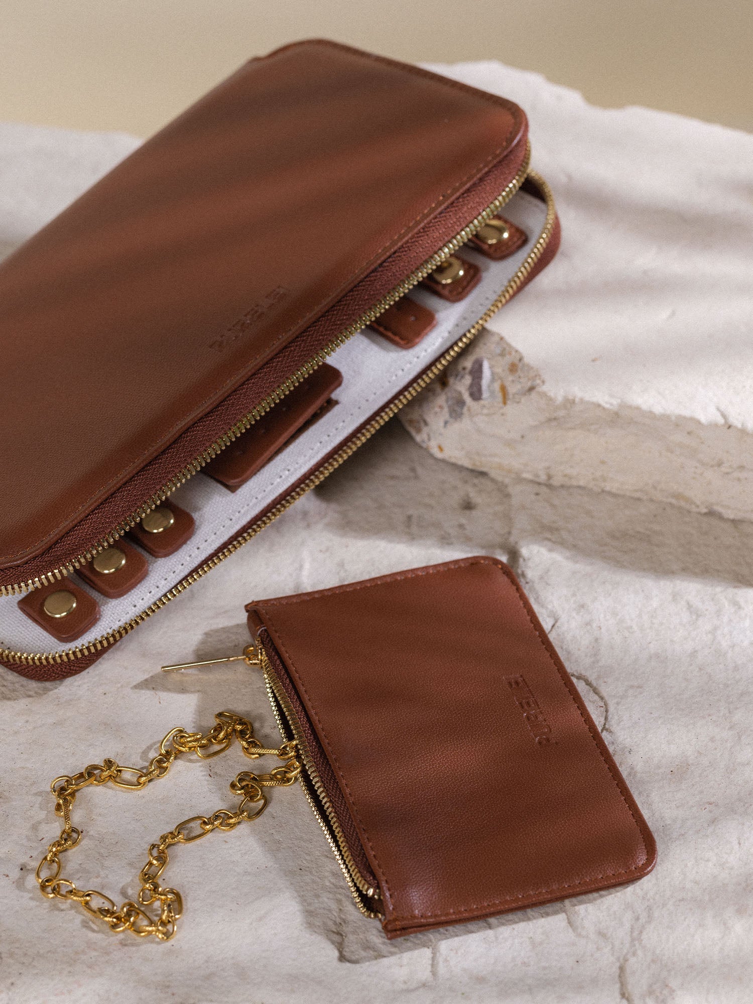 purelei-schmuck-reiseetui-braun-organizer-12x21-cm image 5