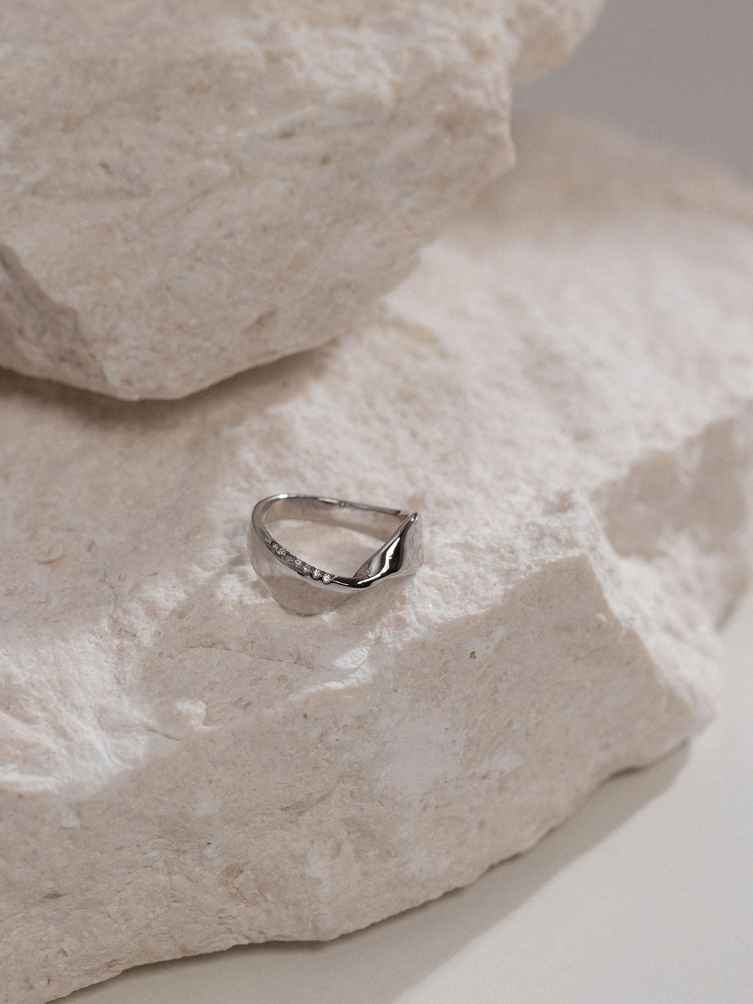 purelei-swing-ring-m-bius-zirkonia image 7