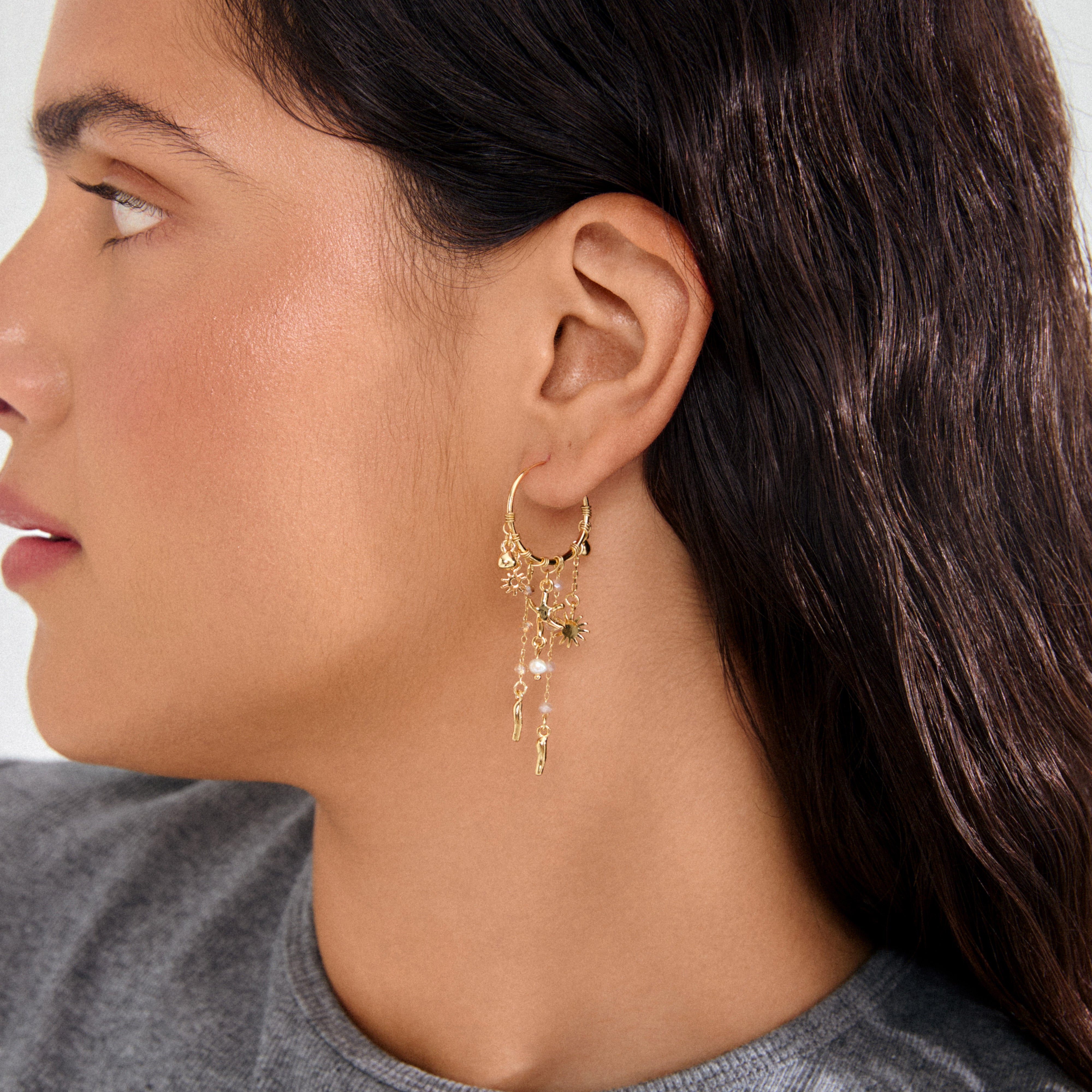 pilgrim-prism-creolen-goldplattiert-mit-perle-und-charm image 4