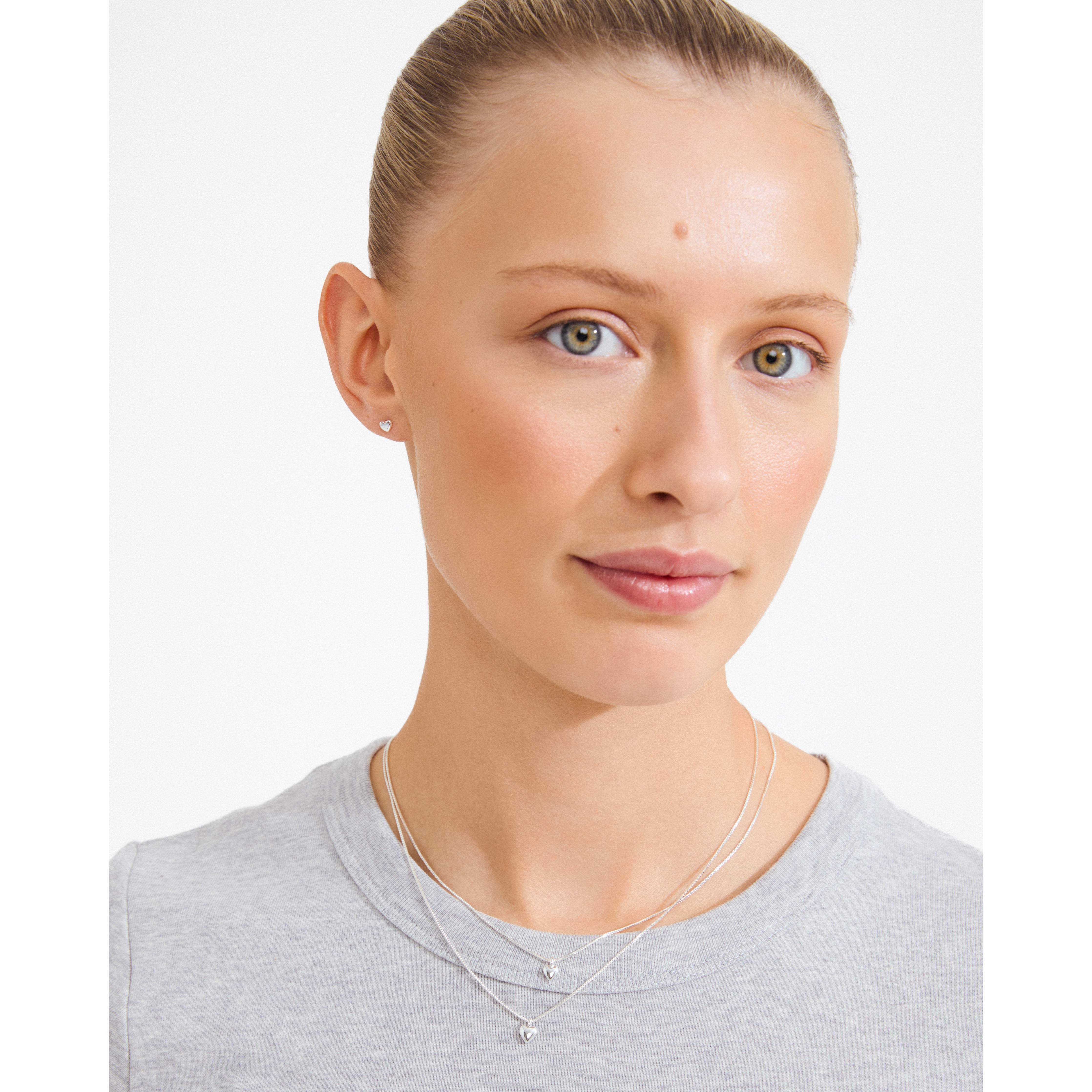 pilgrim-penina-geschenkset-versilbert-herz-halsketten-layering-set-ohrstecker image 3