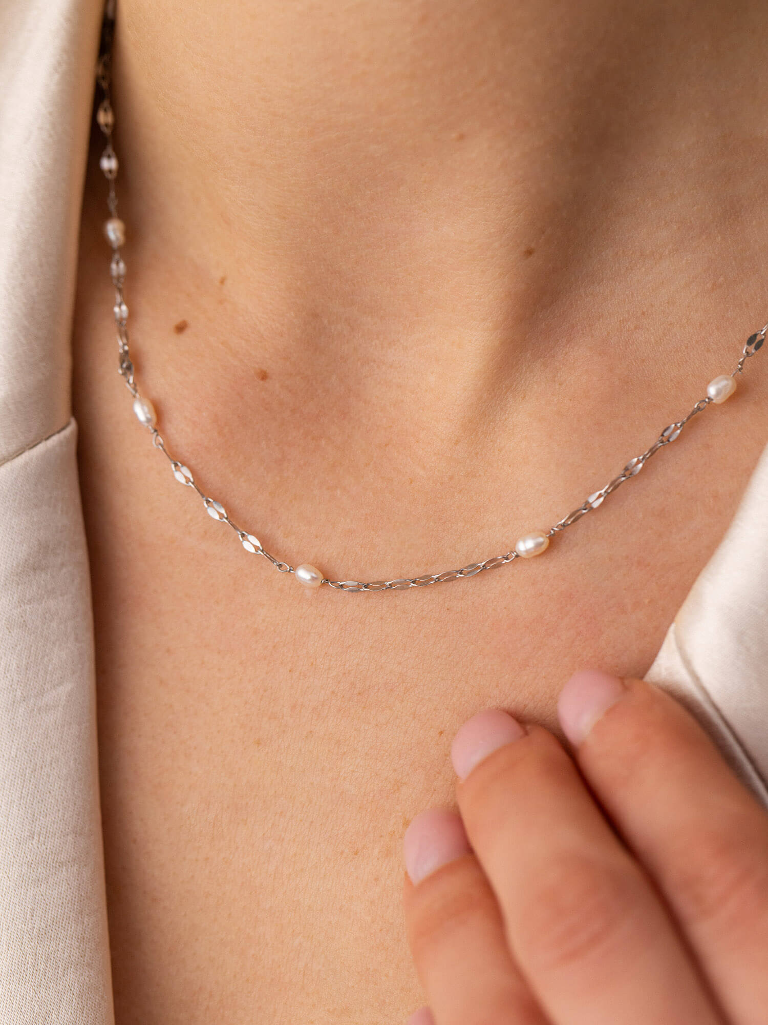 purelei-delicate-pearl-kette-s-wasserperlen-40-45-cm image 6