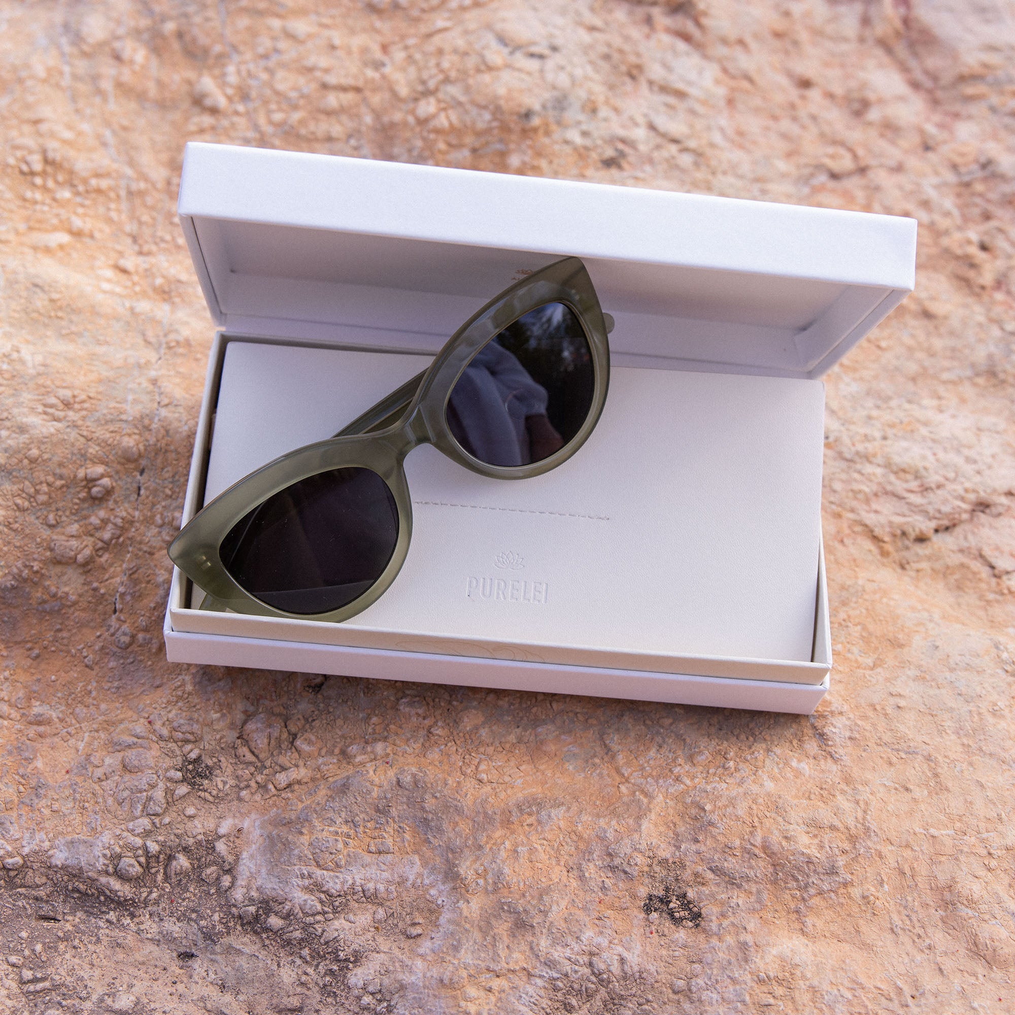purelei-sonnenbrille-sugar-cane-cat-eye-gr-n-uv400 image 5