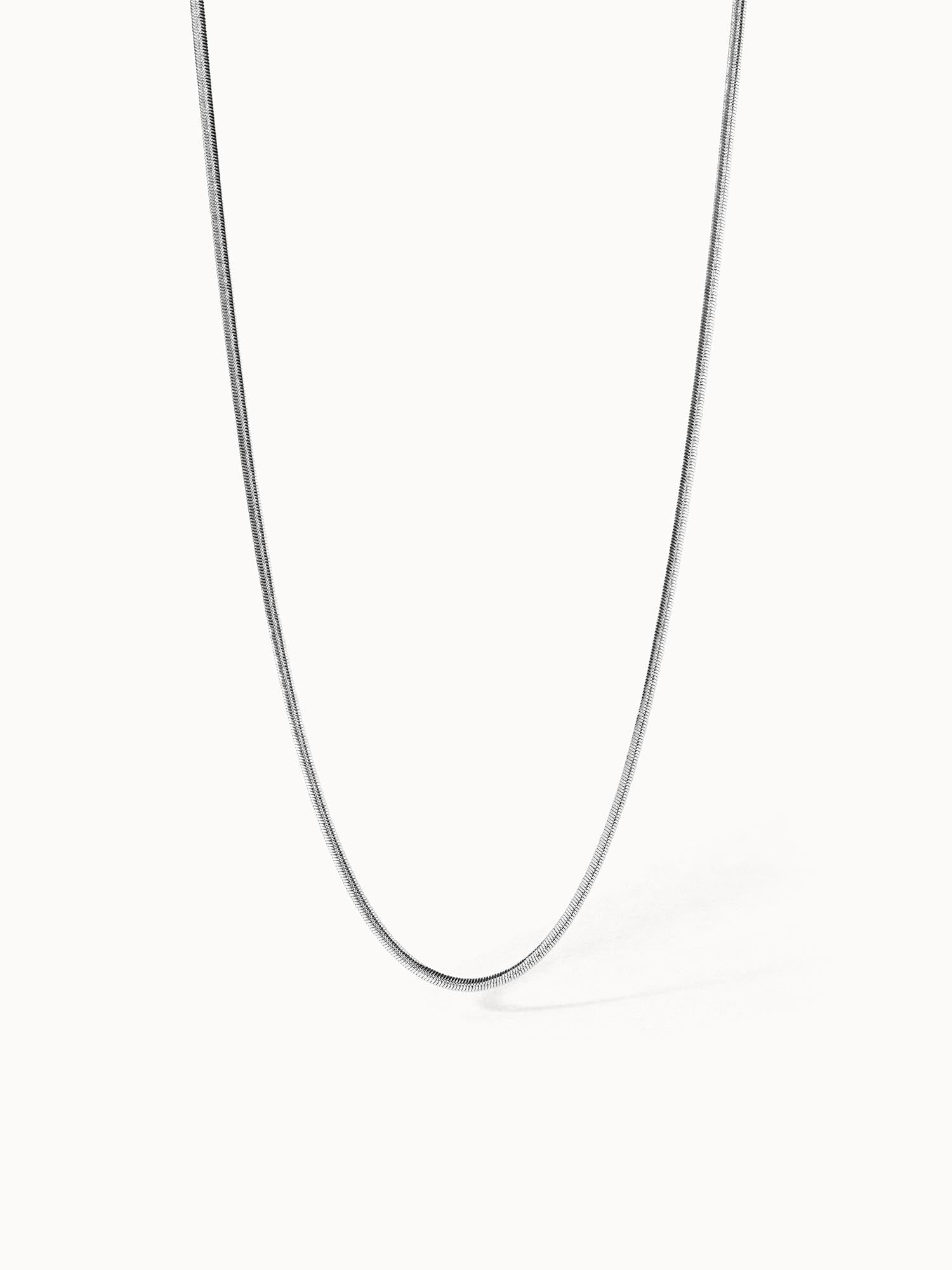 purelei-sleeky-kette-minimalistische-halskette-40-45-cm image 3