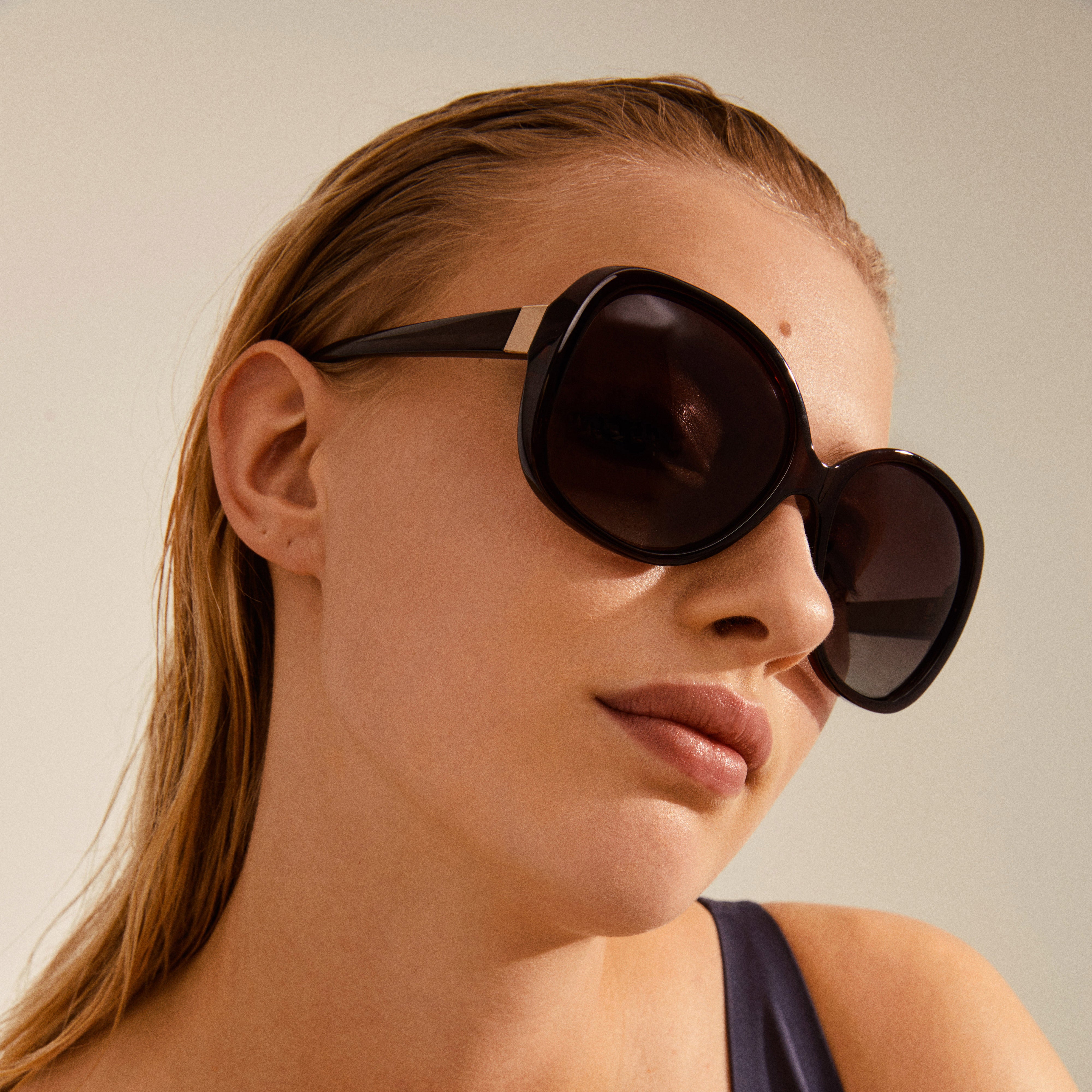 pilgrim-parker-oversize-retro-sonnenbrille-braun-mit-verlauf image 3