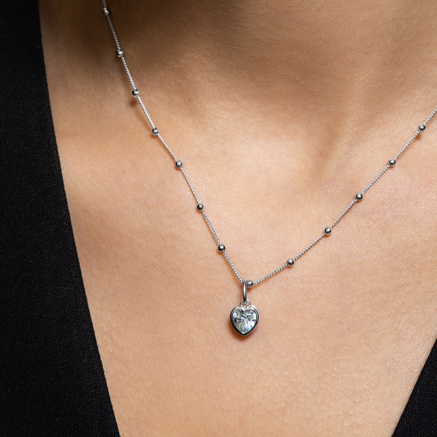 xenox-herz-charm-xs10512-aus-925-sterlingsilber-mit-blauem-zirkonia image 3