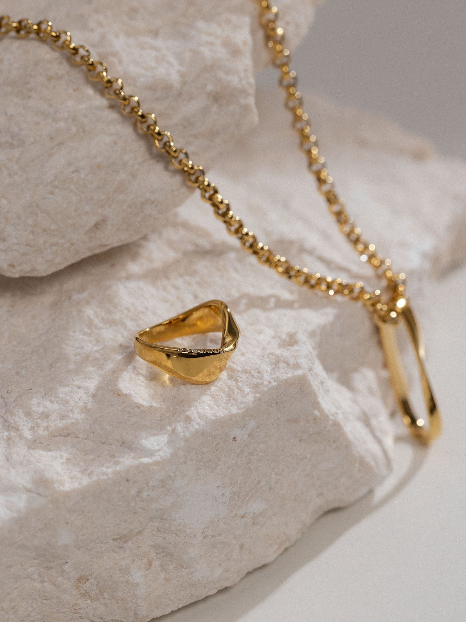 purelei-swing-ring-m-bius-zirkonia image 3