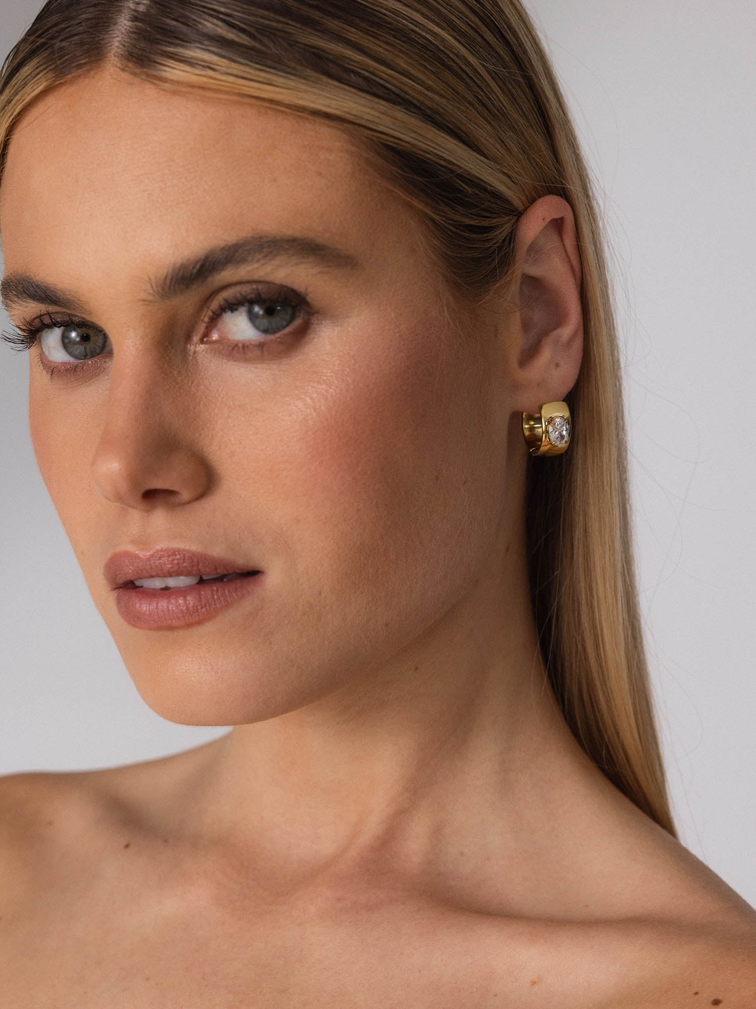 purelei-glam-ohrringe-creolen-mit-zirkonia-in-gold-ros-gold-silber image 3