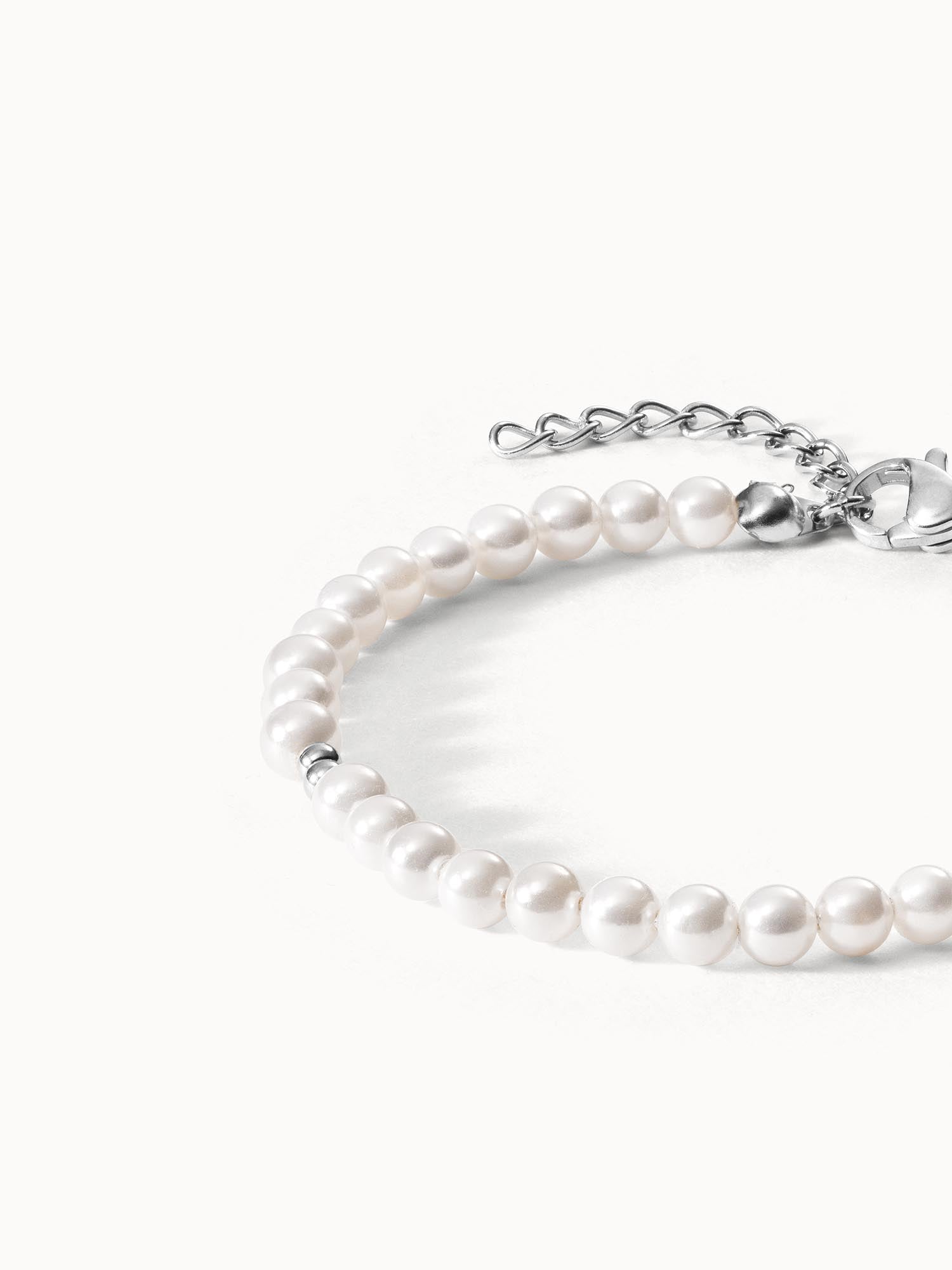 purelei-finesse-armband-mit-muschelkernperlen image 6