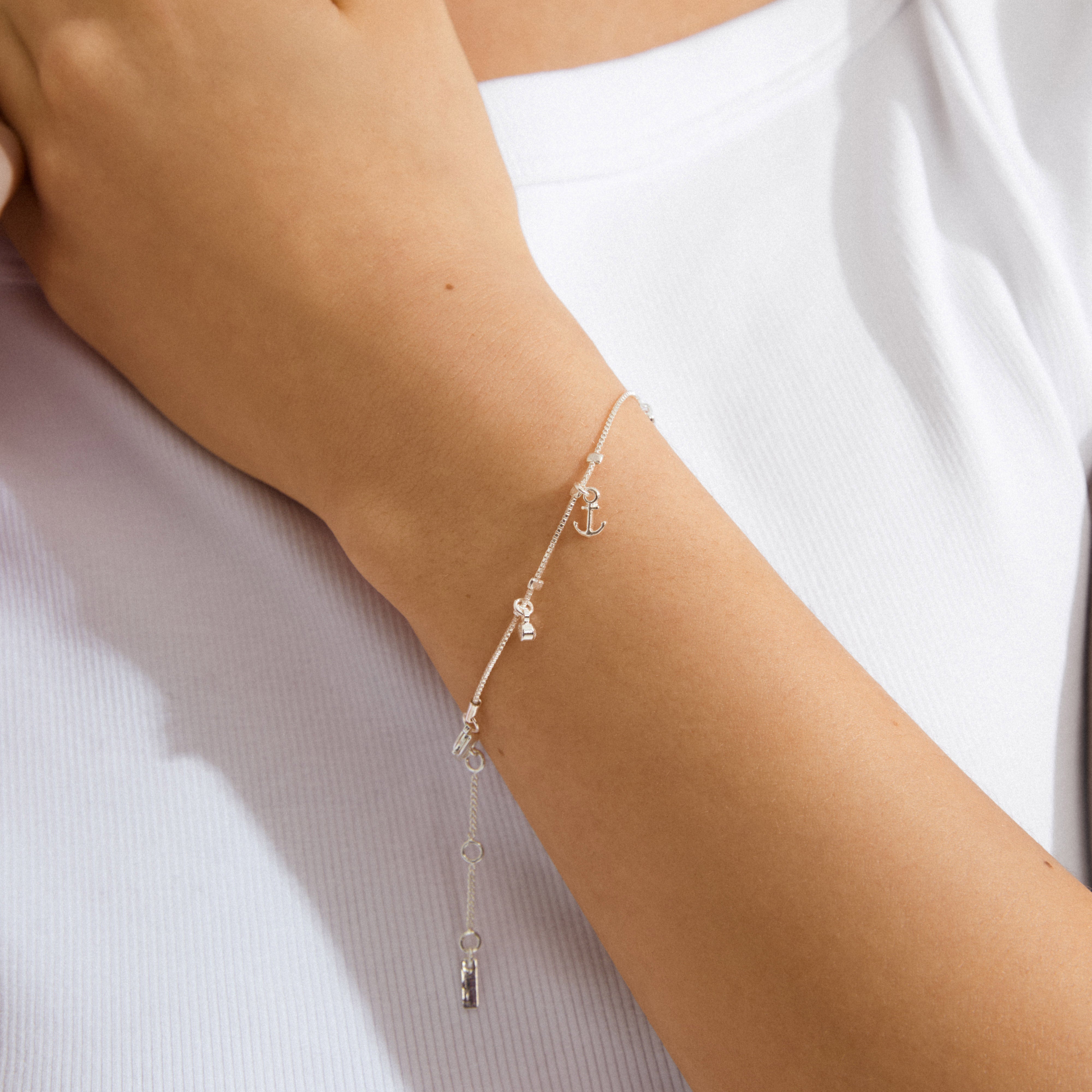 pilgrim-anet-armband-versilbert-mit-preciosa-kristallen image 3