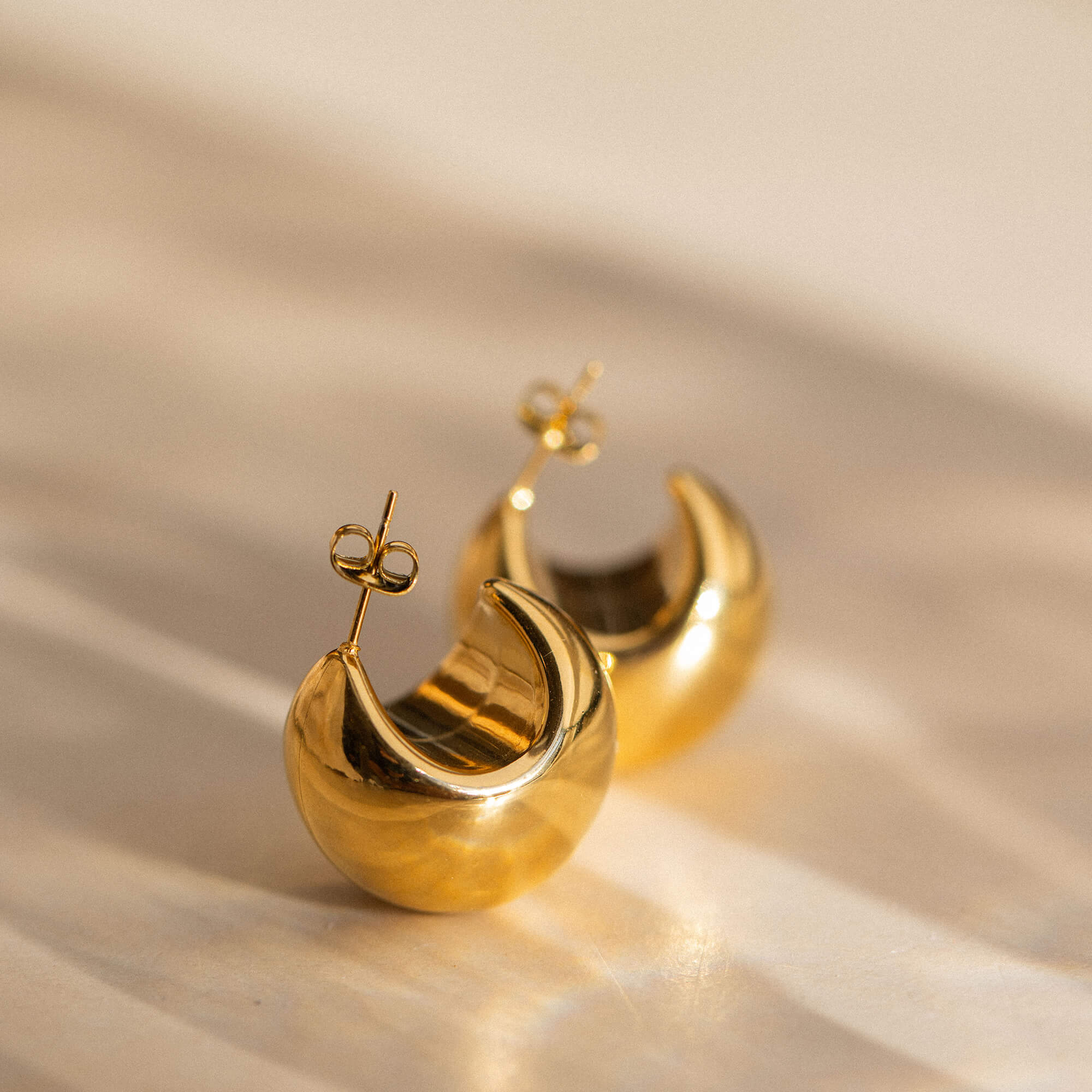 purelei-moonshine-ohrringe-breite-creolen-23-mm-in-gold-silber-ros-gold image 7