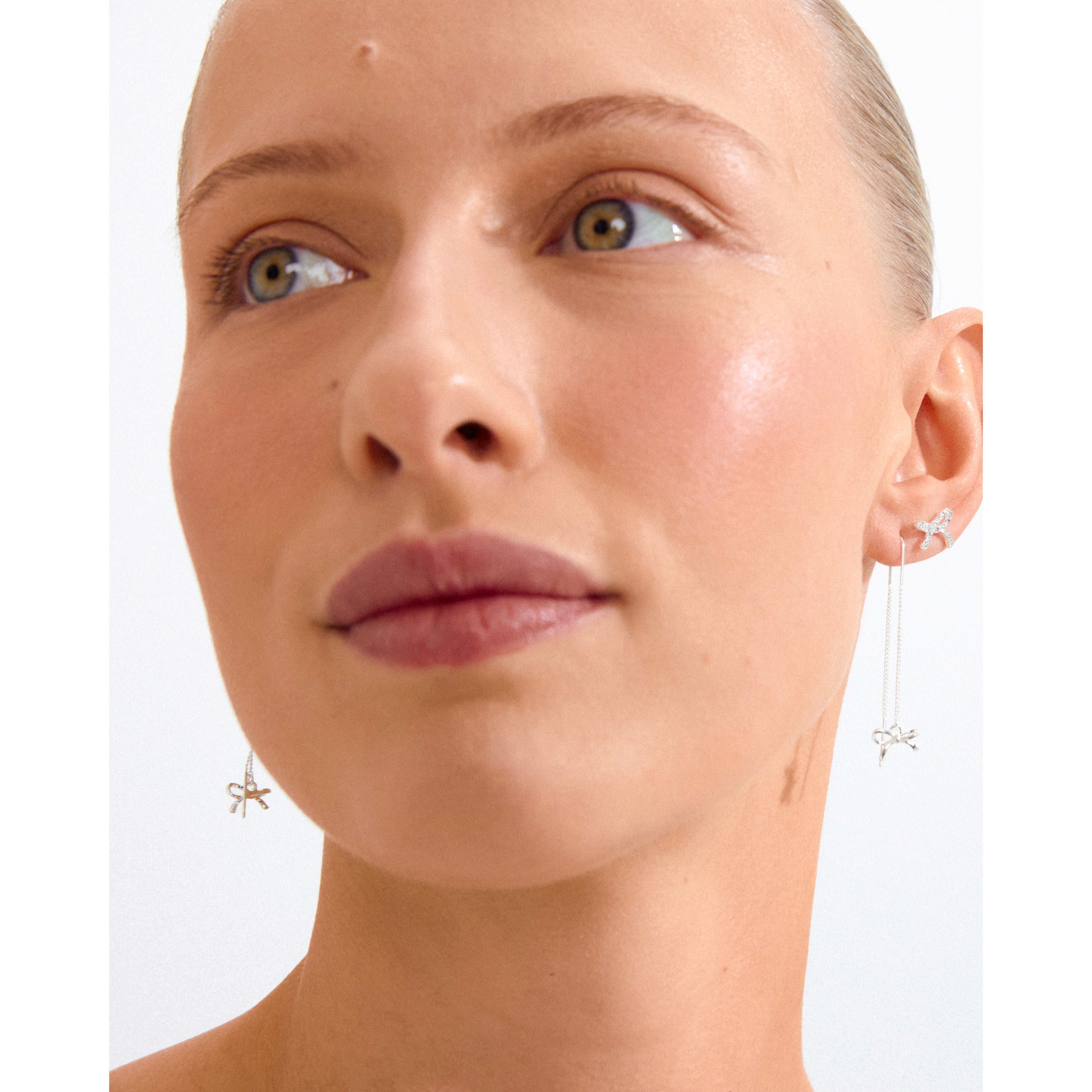 pilgrim-catharina-ohrringe-versilbert-schleifen-ohrstecker-mit-preciosa-kristall image 4