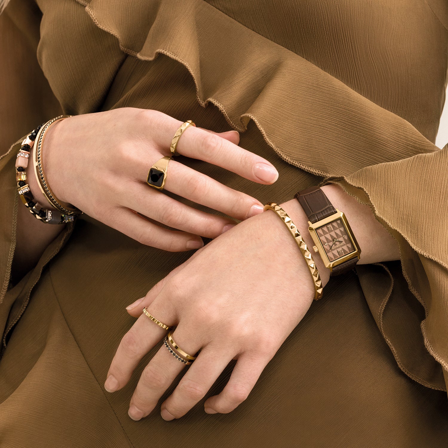 coeur-de-lion-iconic-spikes-uhr-leder-mocha-mousse-gold image 4