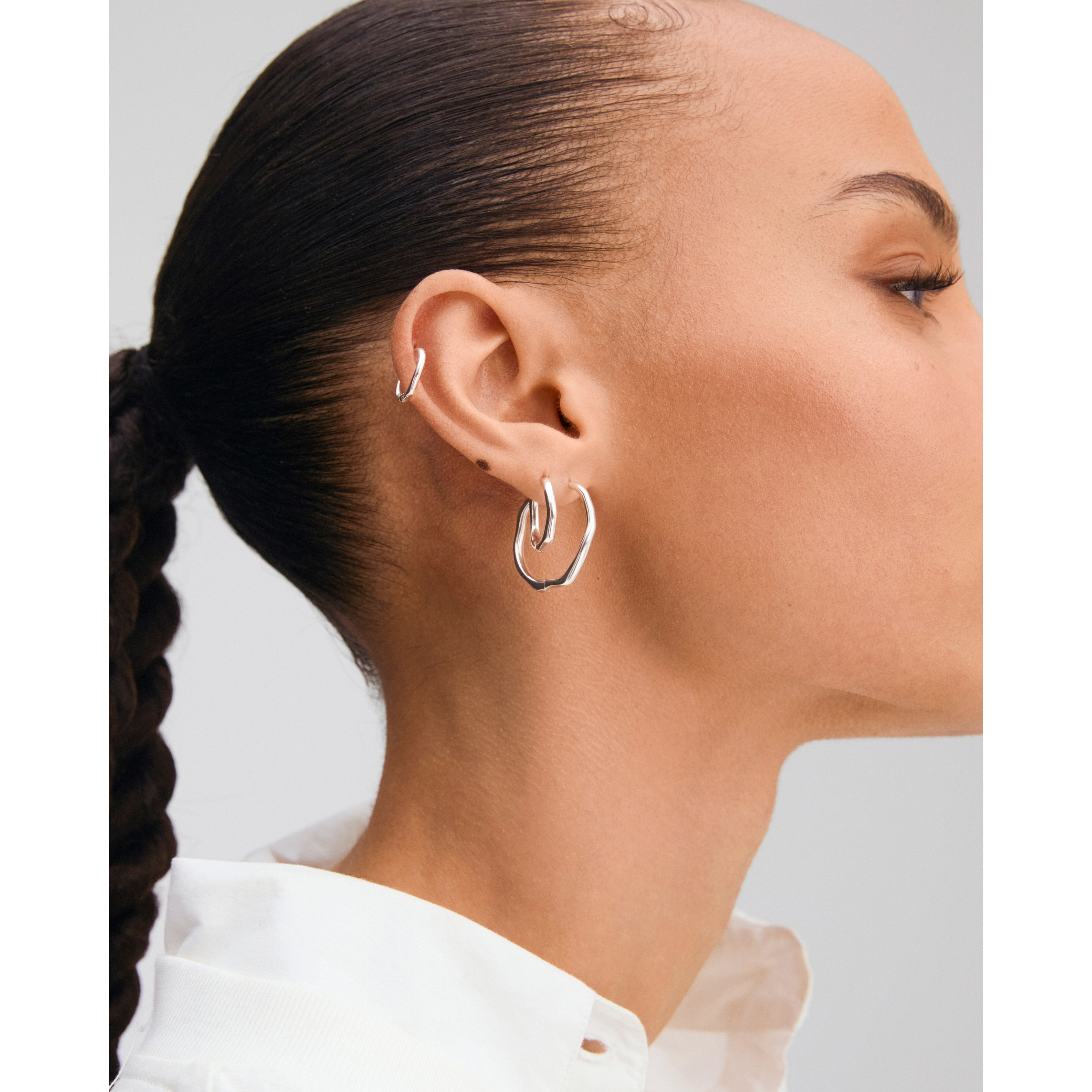 pilgrim-xdea-pave-hoop-02-creole-aus-recyceltem-sterlingsilber-16-5-mm-einzelohr image 5