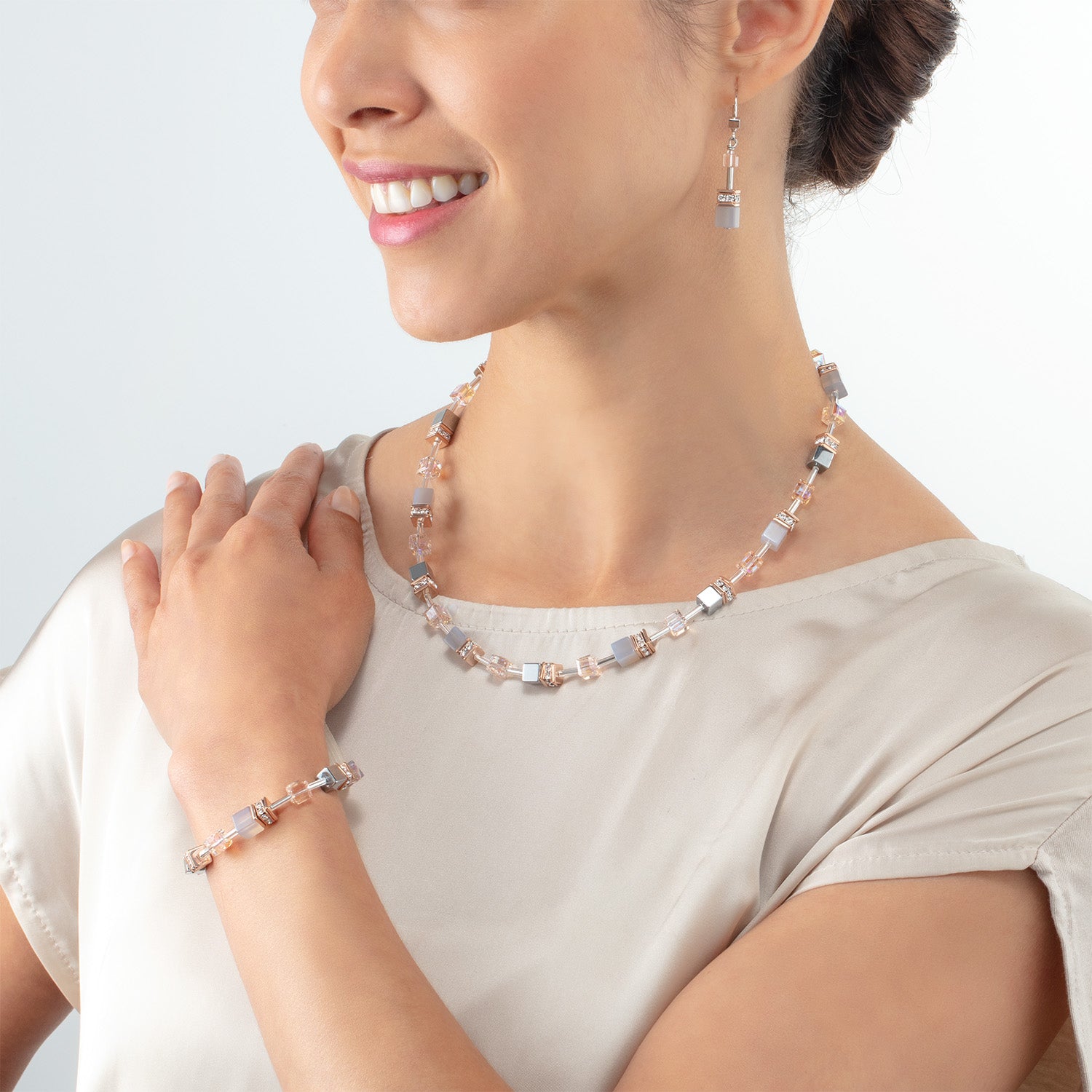 coeur-de-lion-geocube-iconic-precious-armband-ros-gold-peach image 4