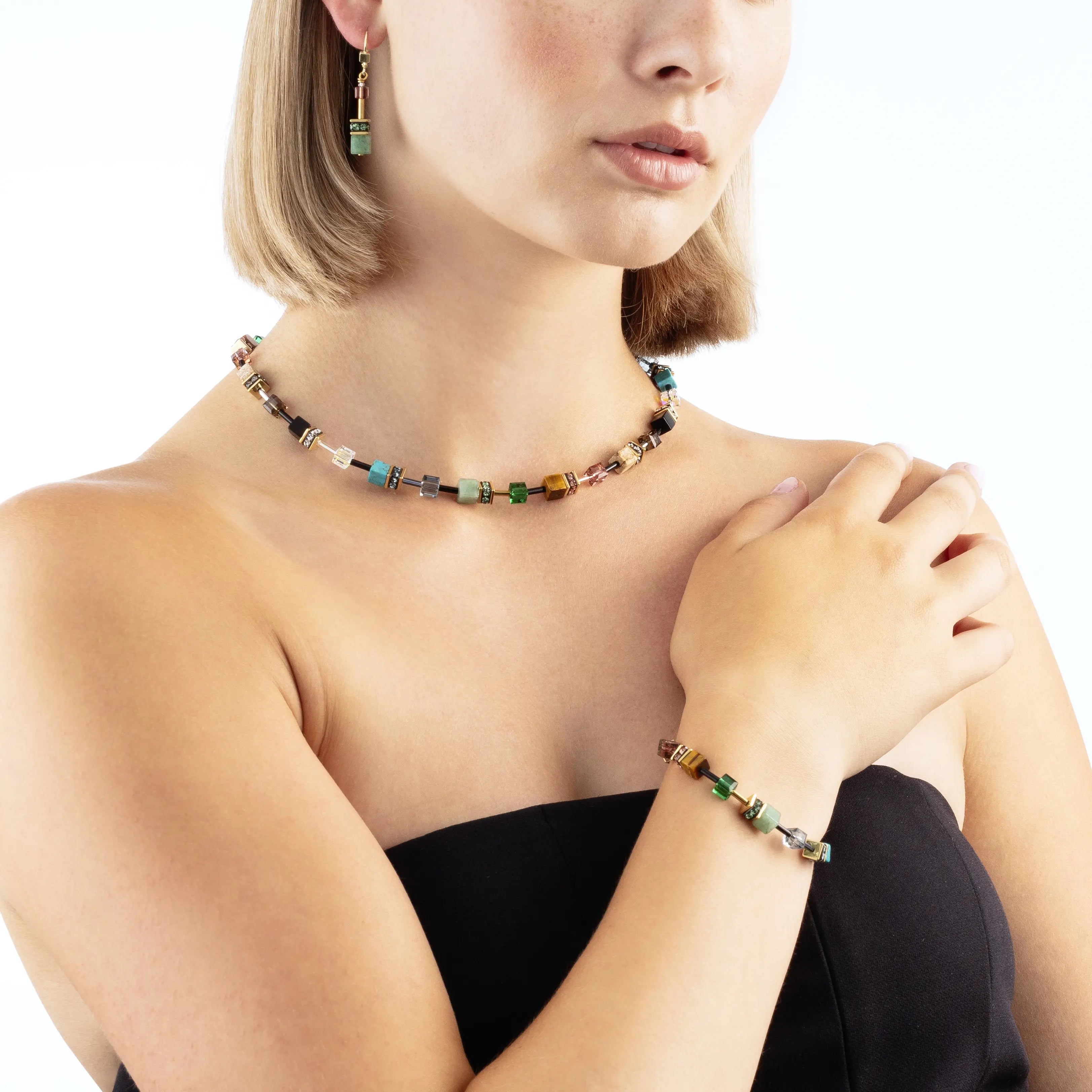coeur-de-lion-geocube-iconic-precious-armband-art-nouveau-gold-multicolor image 4