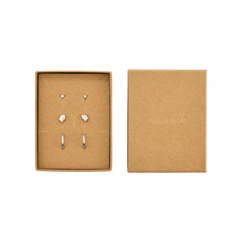 pilgrim-halo-geschenkset-3-in-1-silberplattiert-ohrstecker-herz-und-huggie-hoops image 1
