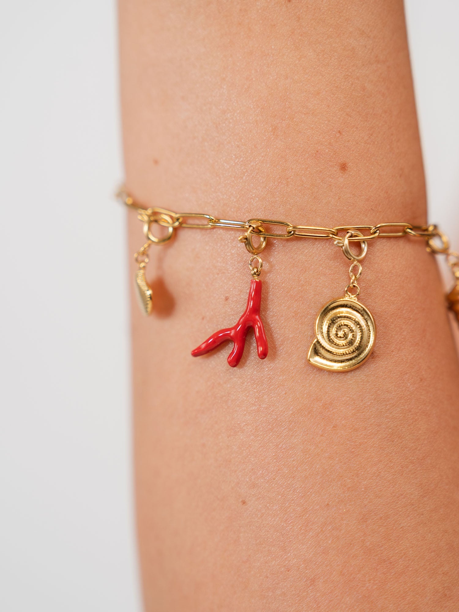 purelei-flex-korallen-charm-anh-nger-in-rot-f-r-flex-kette-armband image 4