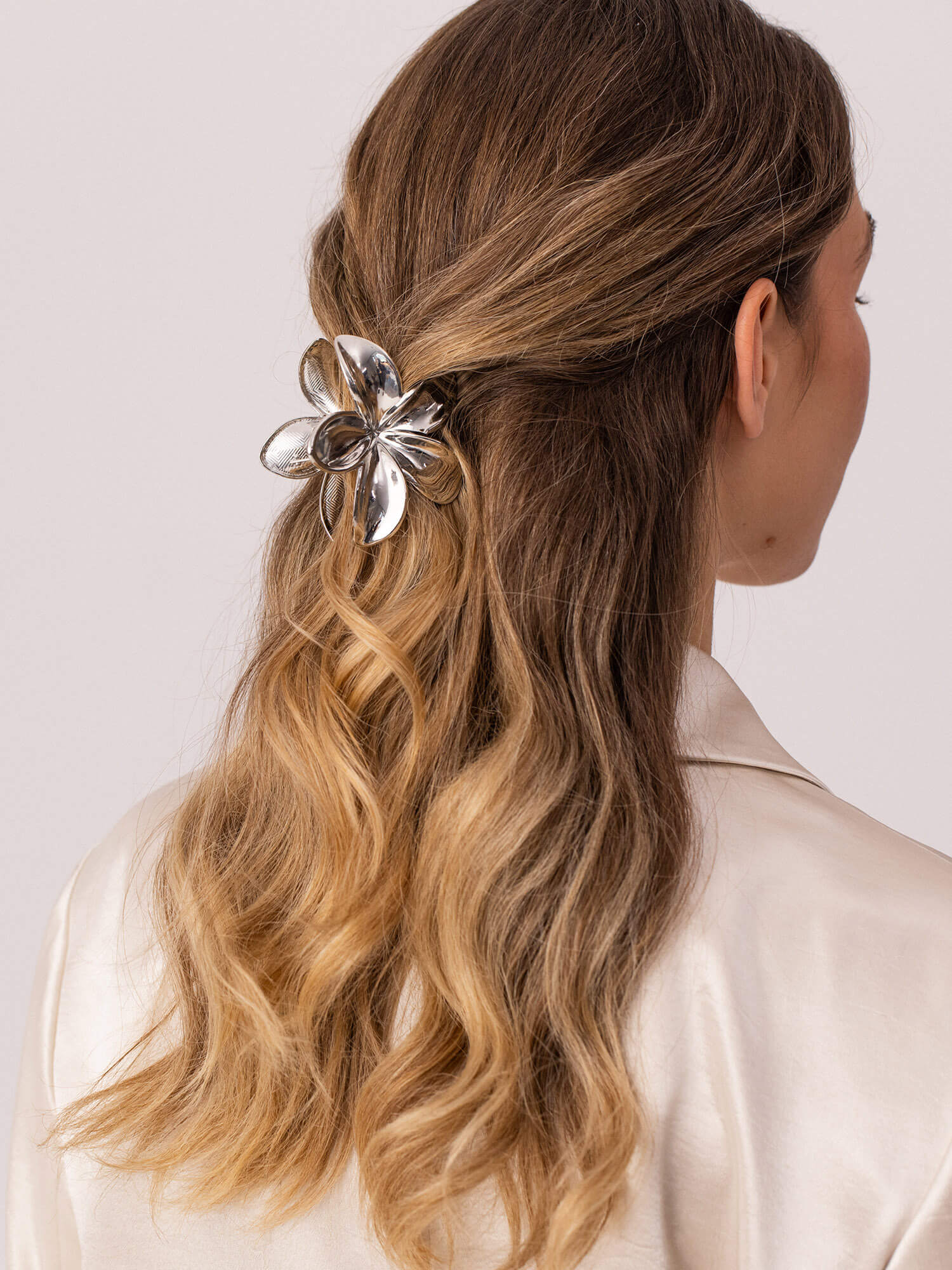 purelei-flower-hairclip-plumeria-haarklammer-aus-edelstahl image 6
