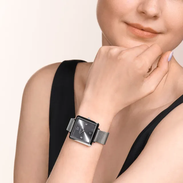 coeur-de-lion-uhr-iconic-square-graphite-sunray-milanaise-edelstahl image 1