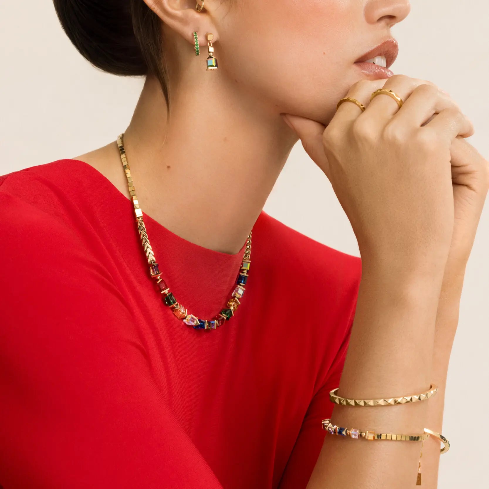 coeur-de-lion-geocube-ohrringe-sparkling-cubes-fusion-chain-gold-multicolor image 4