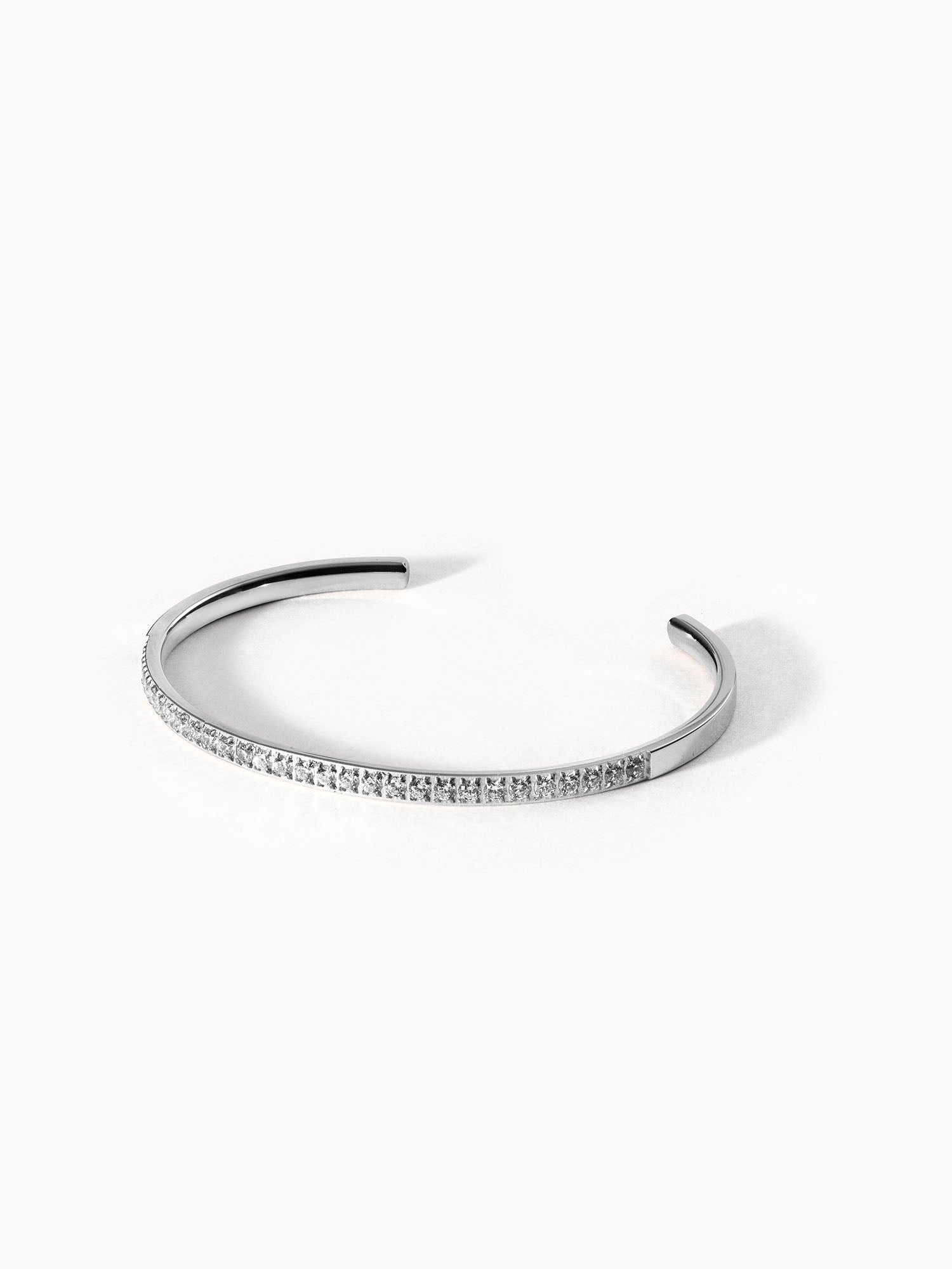 purelei-shine-from-within-armreif-offener-armcuff-mit-zirkonia-in-s-m-m-l image 5
