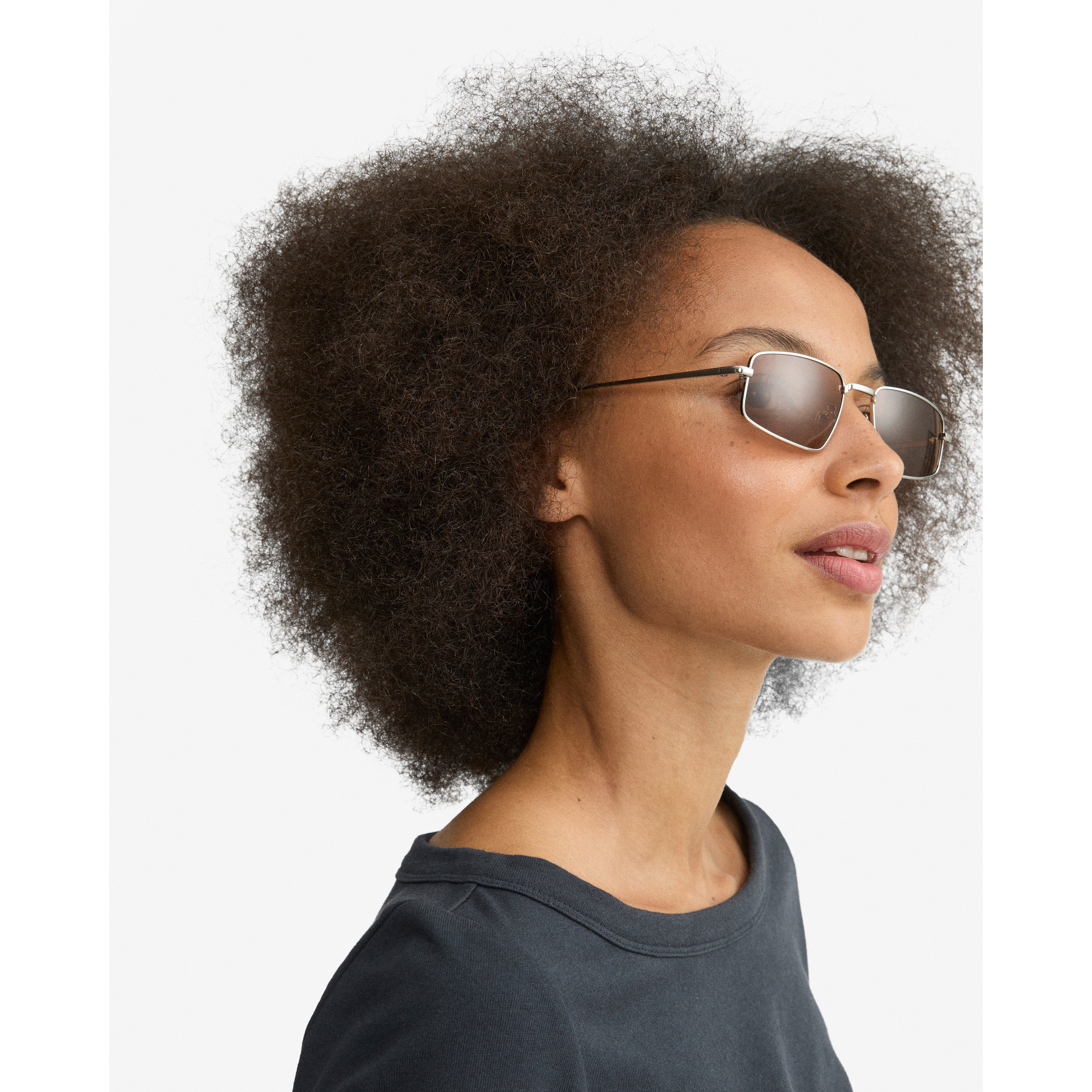 pilgrim-amiyah-sonnenbrille-braun-silber image 3