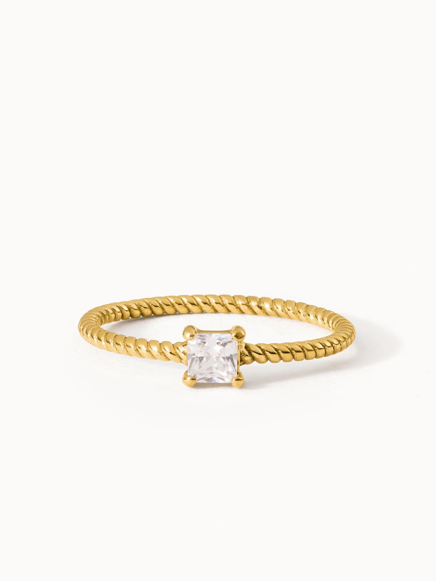 purelei-precious-fine-ring-gedrehter-ring-mit-zirkonia-stein image 1