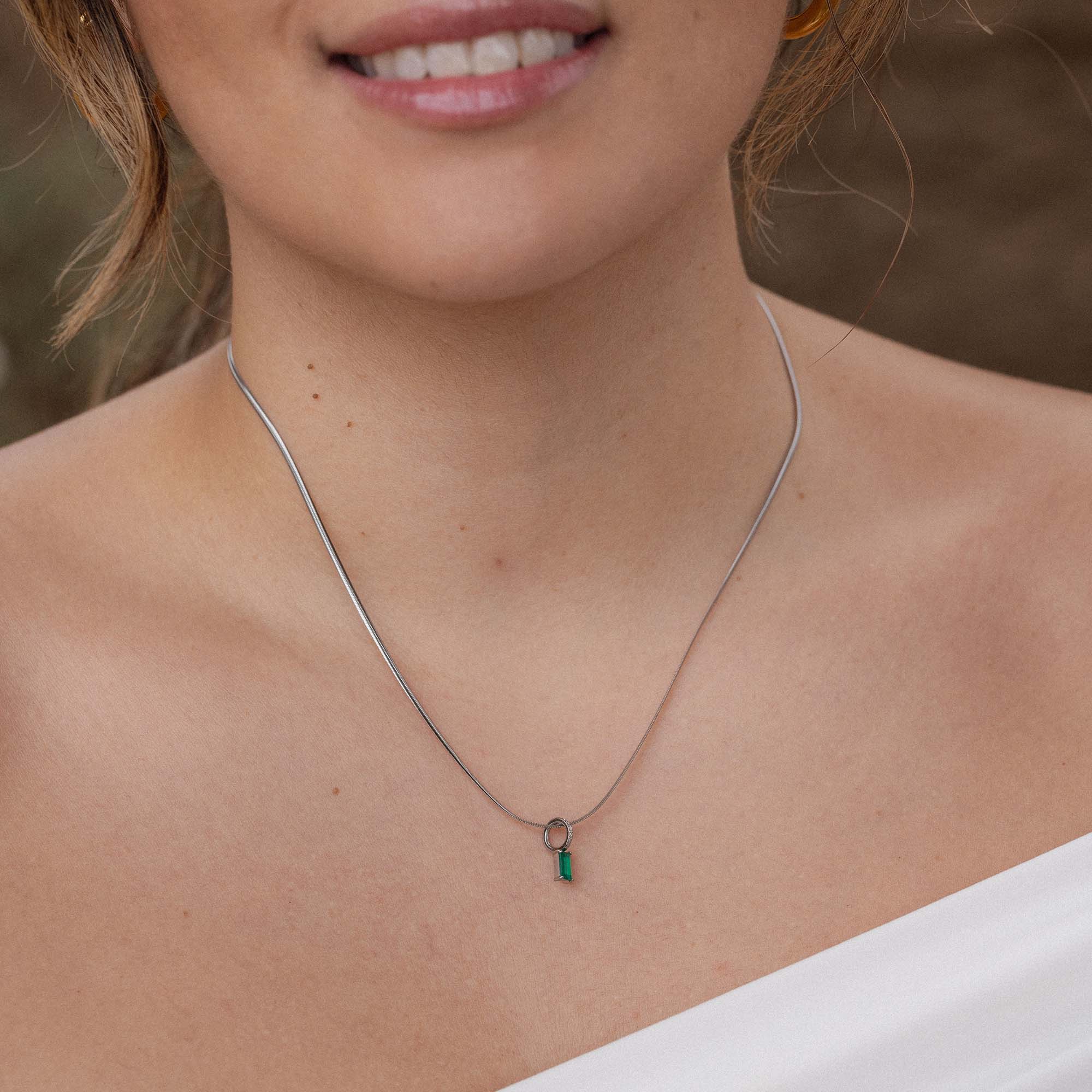 purelei-geburtsstein-mai-chrysopras-charm-baguette image 7