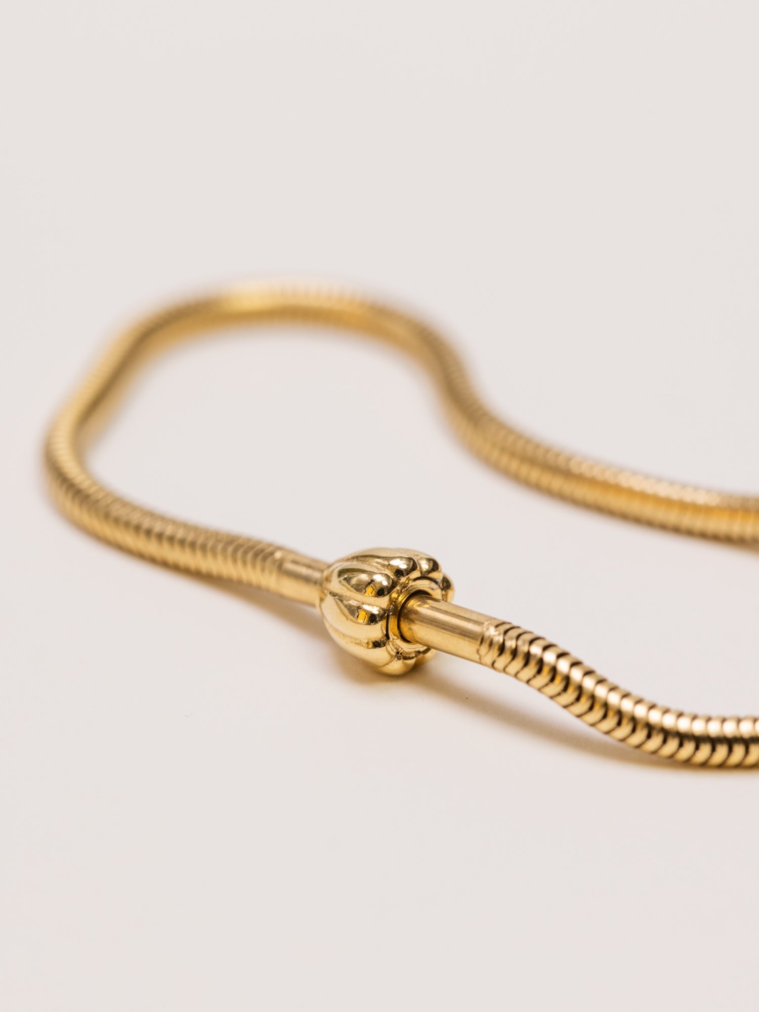 purelei-lei-charm-kette-schlangenkette-personalisierbar image 4