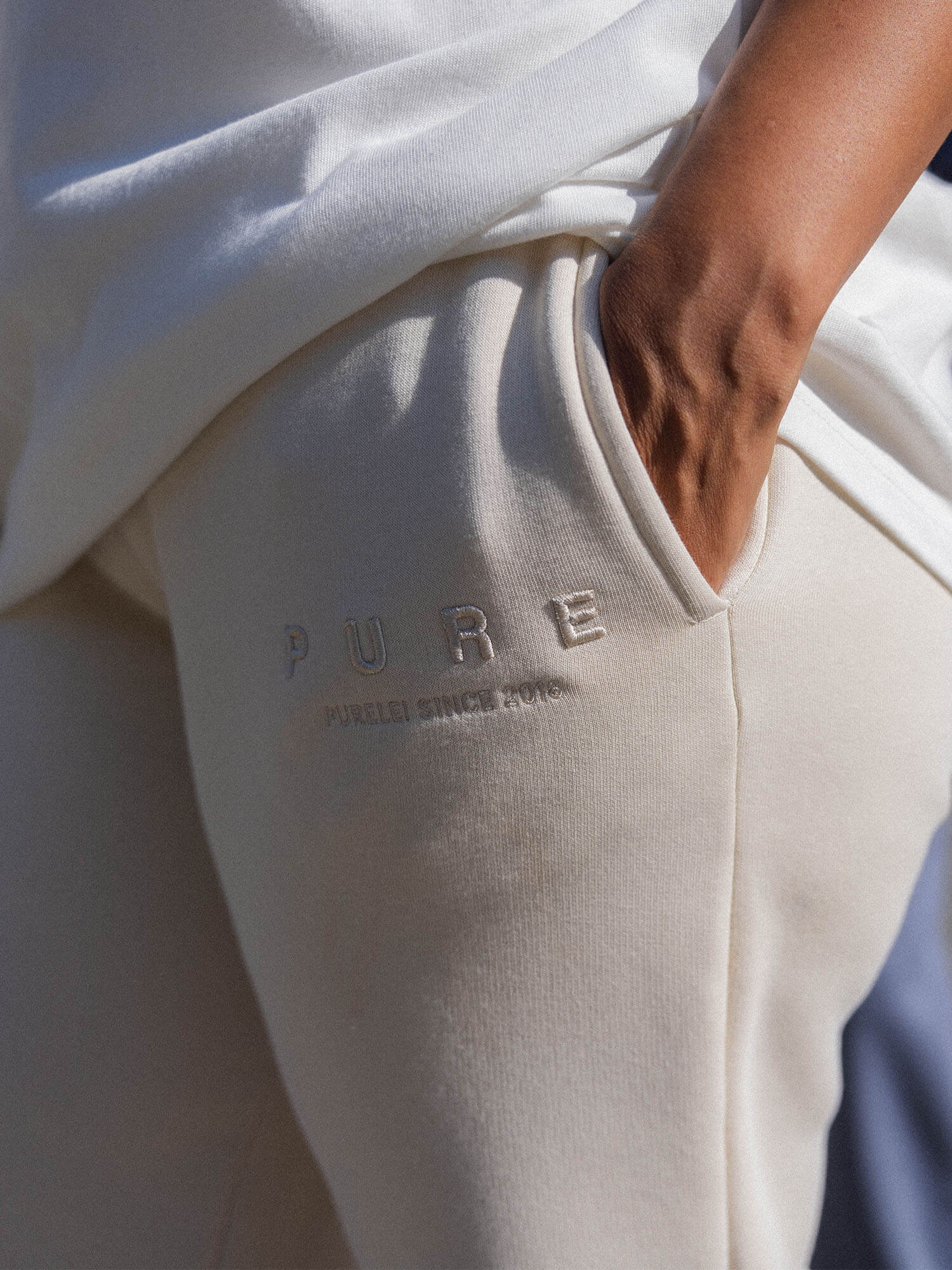 purelei-feeling-pure-sweatpants-beige-oversized-jogginghose image 3