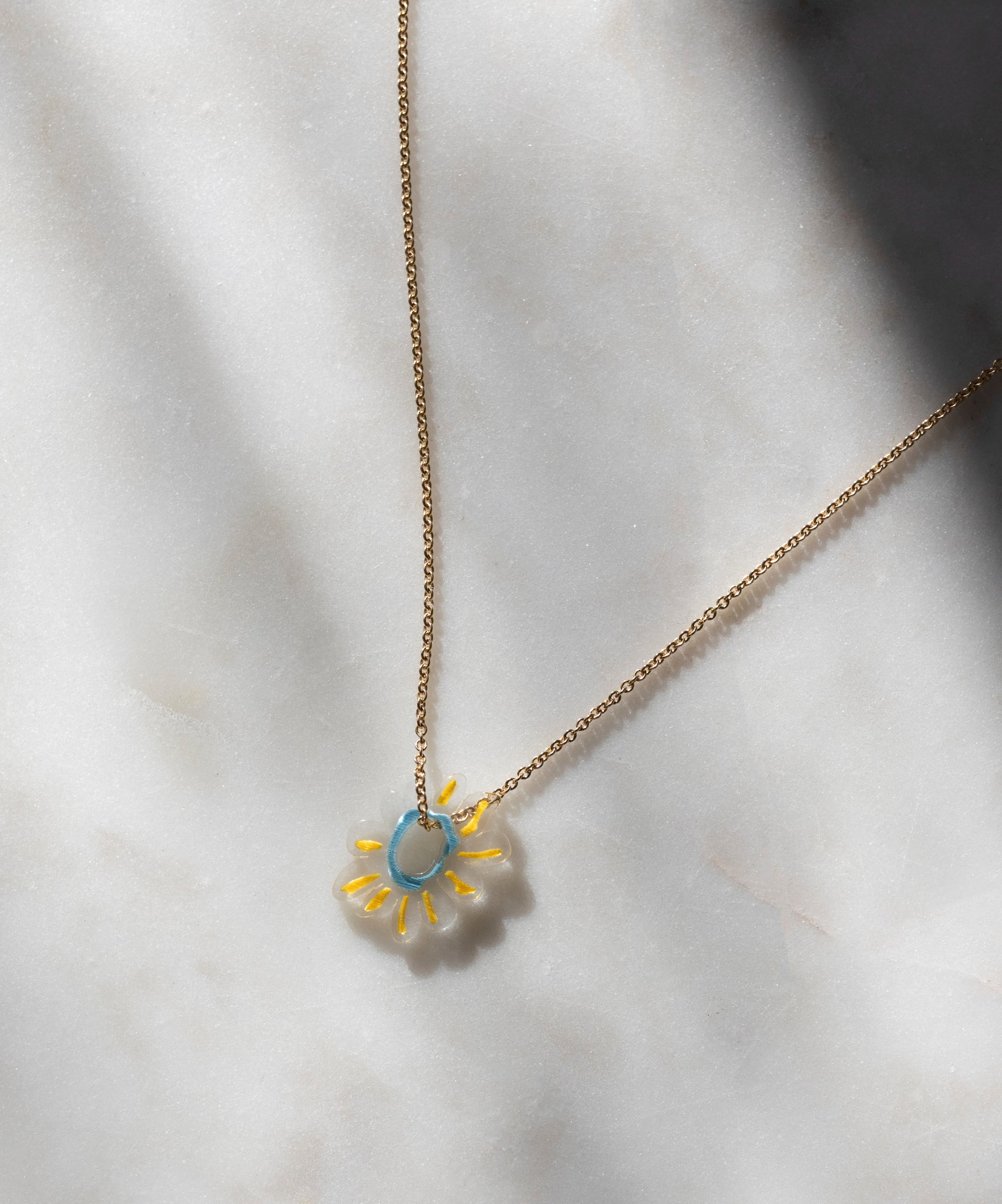 wald-berlin-daisy-halskette-transparent-sample-sale-muster image 3