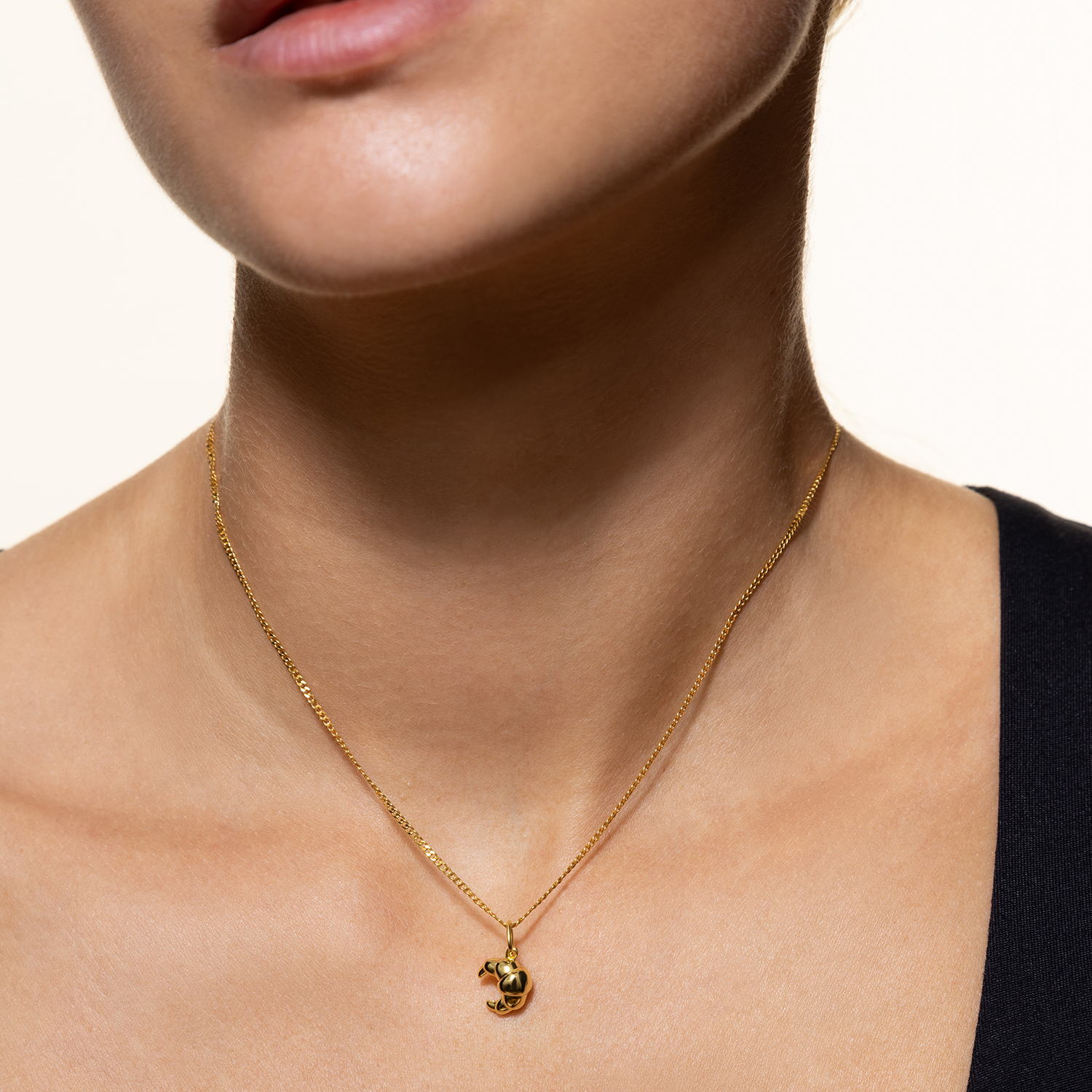 xenox-croissant-charm-925-sterlingsilber-18k-vergoldet image 3