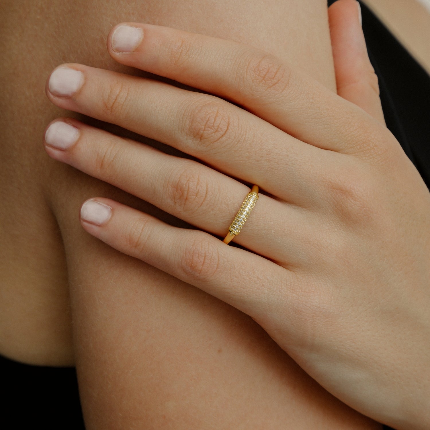 xenox-curve-ring-925-sterlingsilber-rhodiniert-mit-zirkonia-besatz image 4