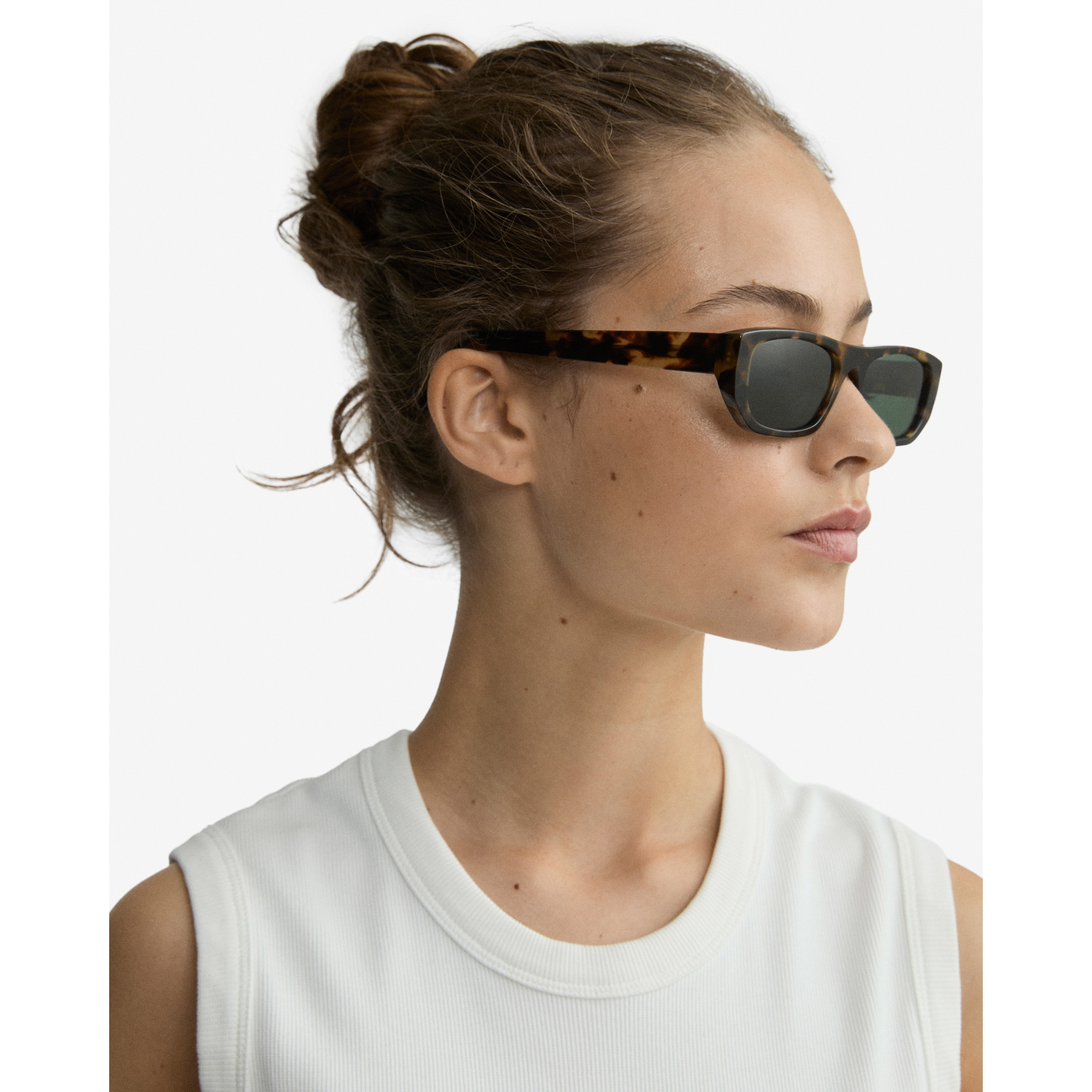 pilgrim-ainsley-sonnenbrille-tortoise-braun-rechteckig image 3