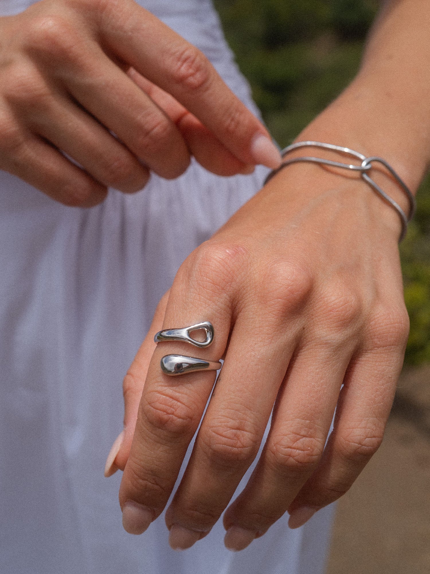 purelei-generosity-ring-verstellbarer-tropfen-ring-gr-50-60 image 6