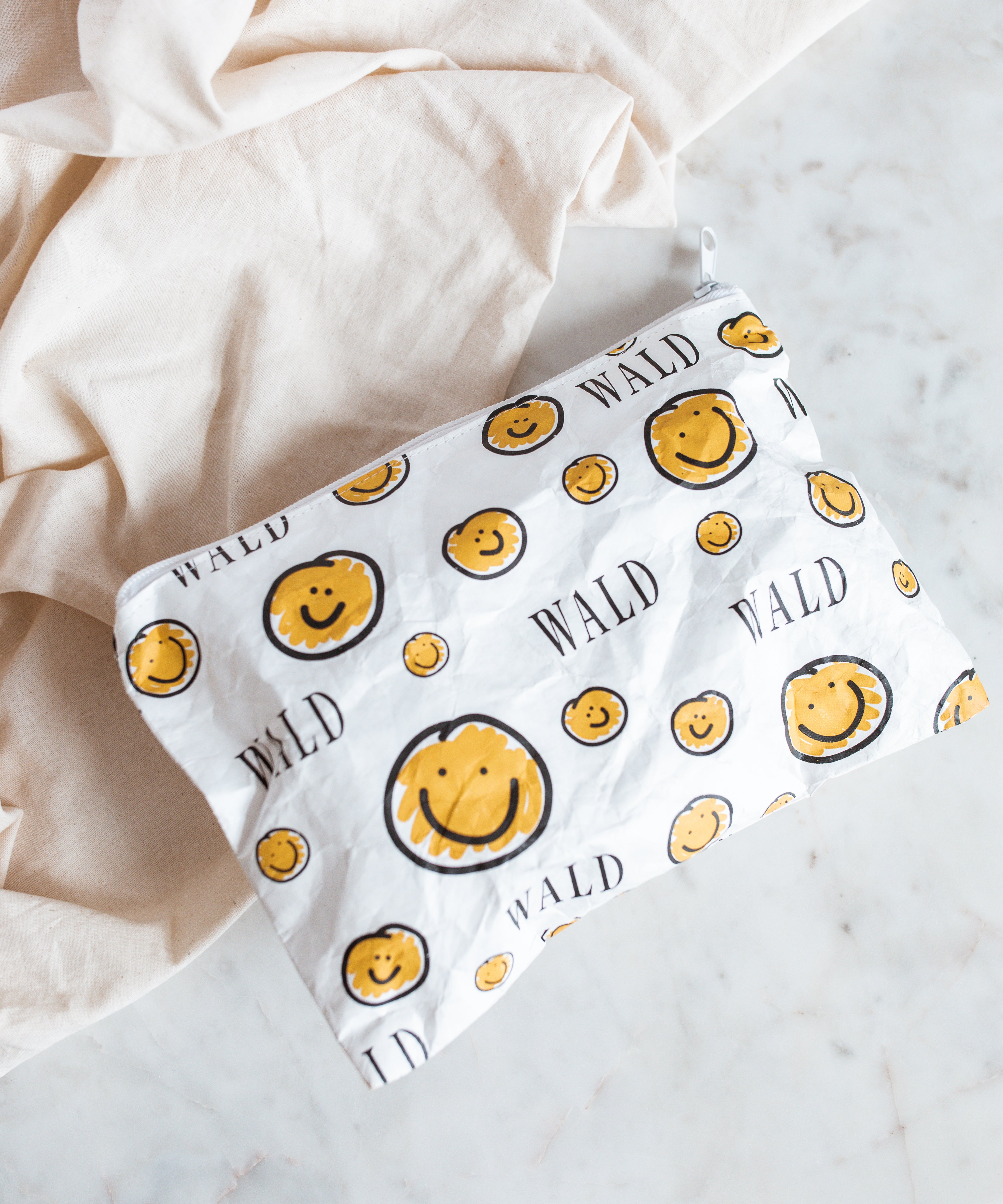 wald-berlin-smilie-dude-pouch-tyvek-beutel-wiederverwendbar image 2