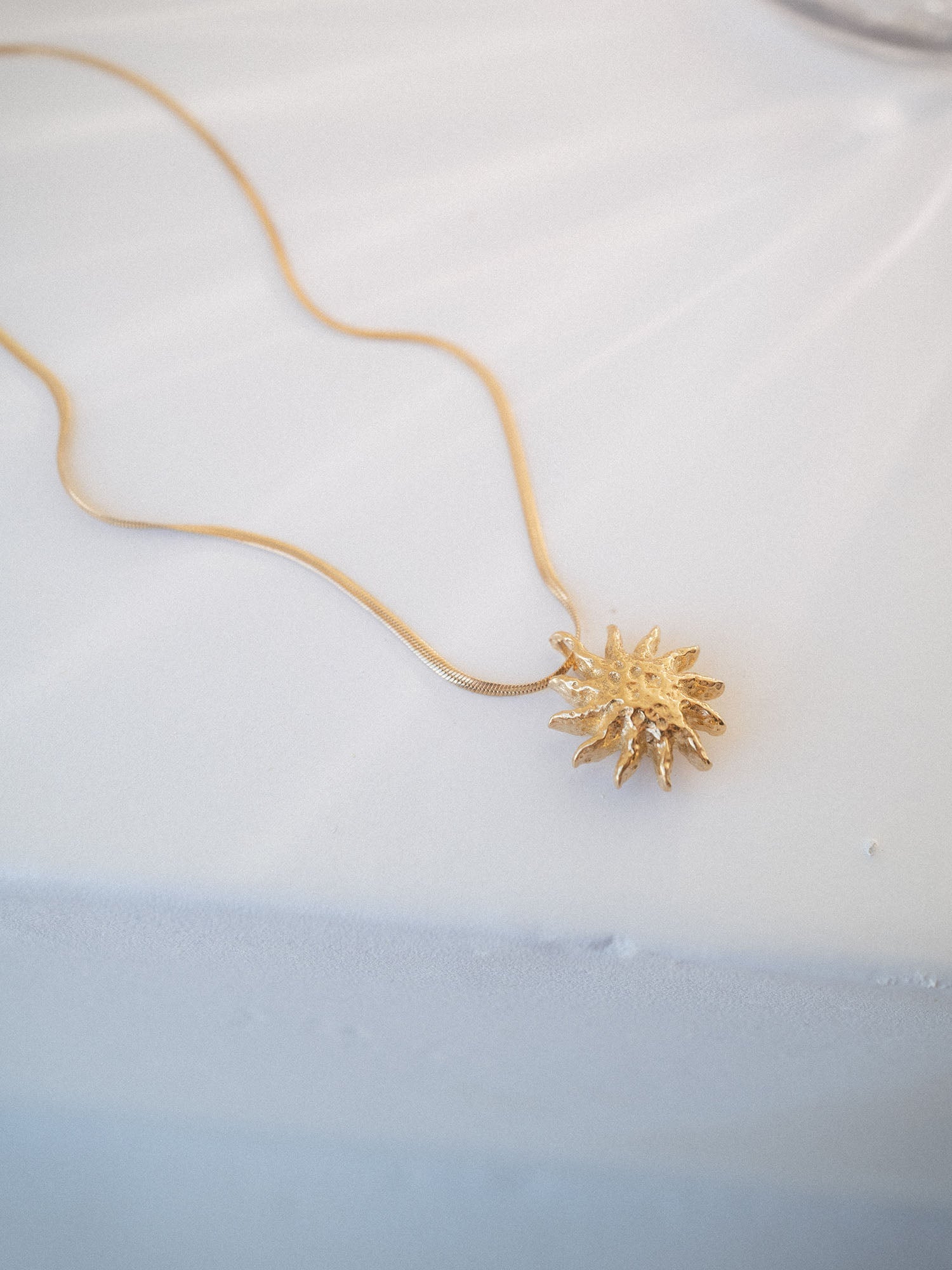 purelei-iconic-sun-kette-sonnen-anh-nger-kette image 4