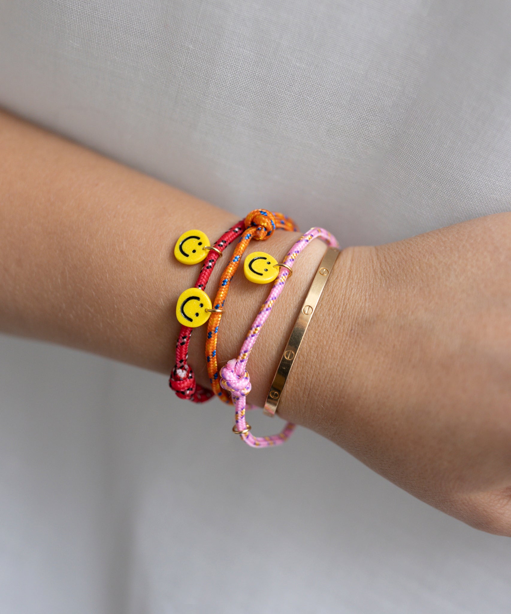 wald-berlin-smilie-dude-orange-freundschaftsarmband-handgekn-pftes-armband image 2